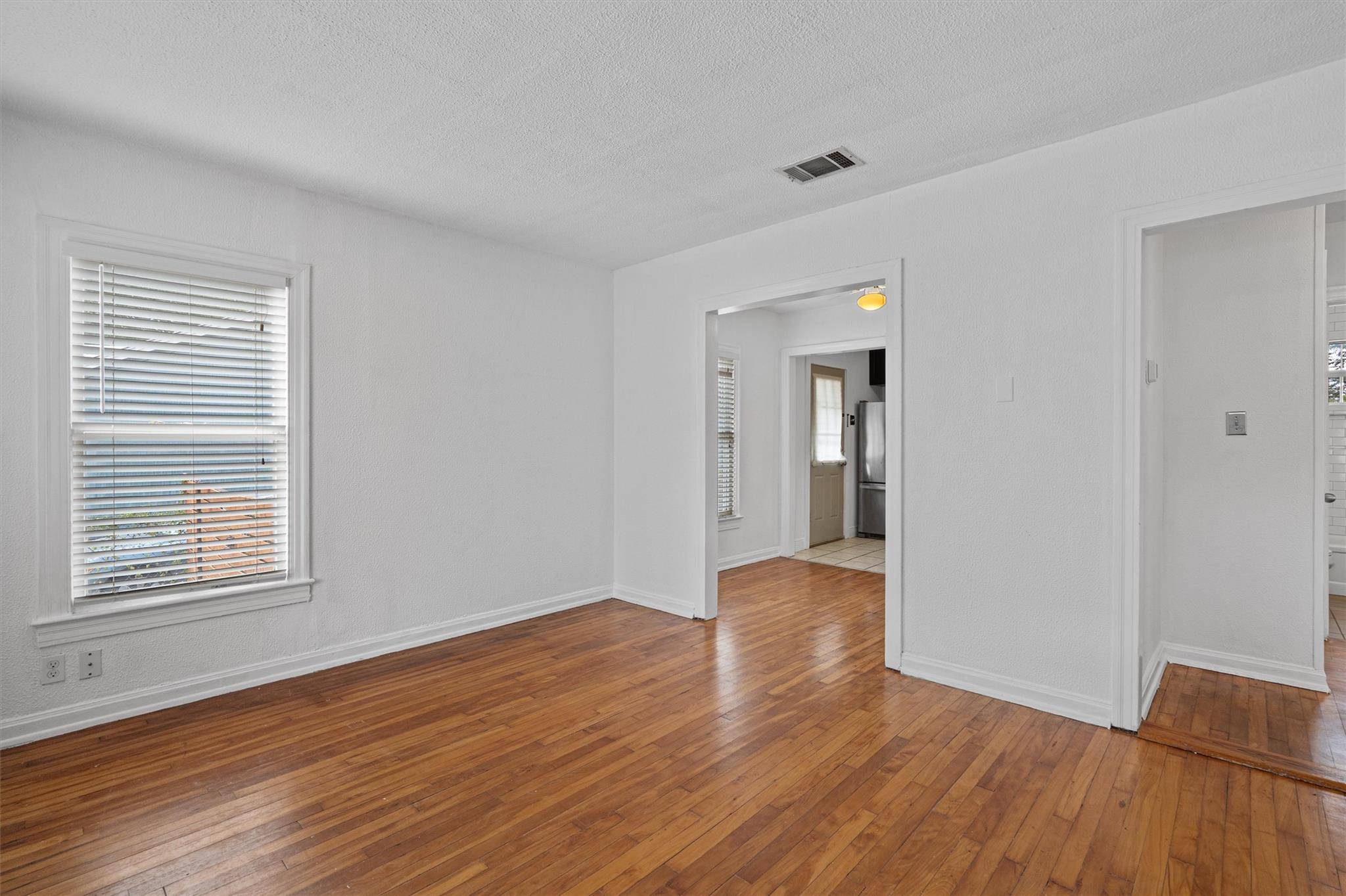 2932 Moss ST, Austin, TX 78722
