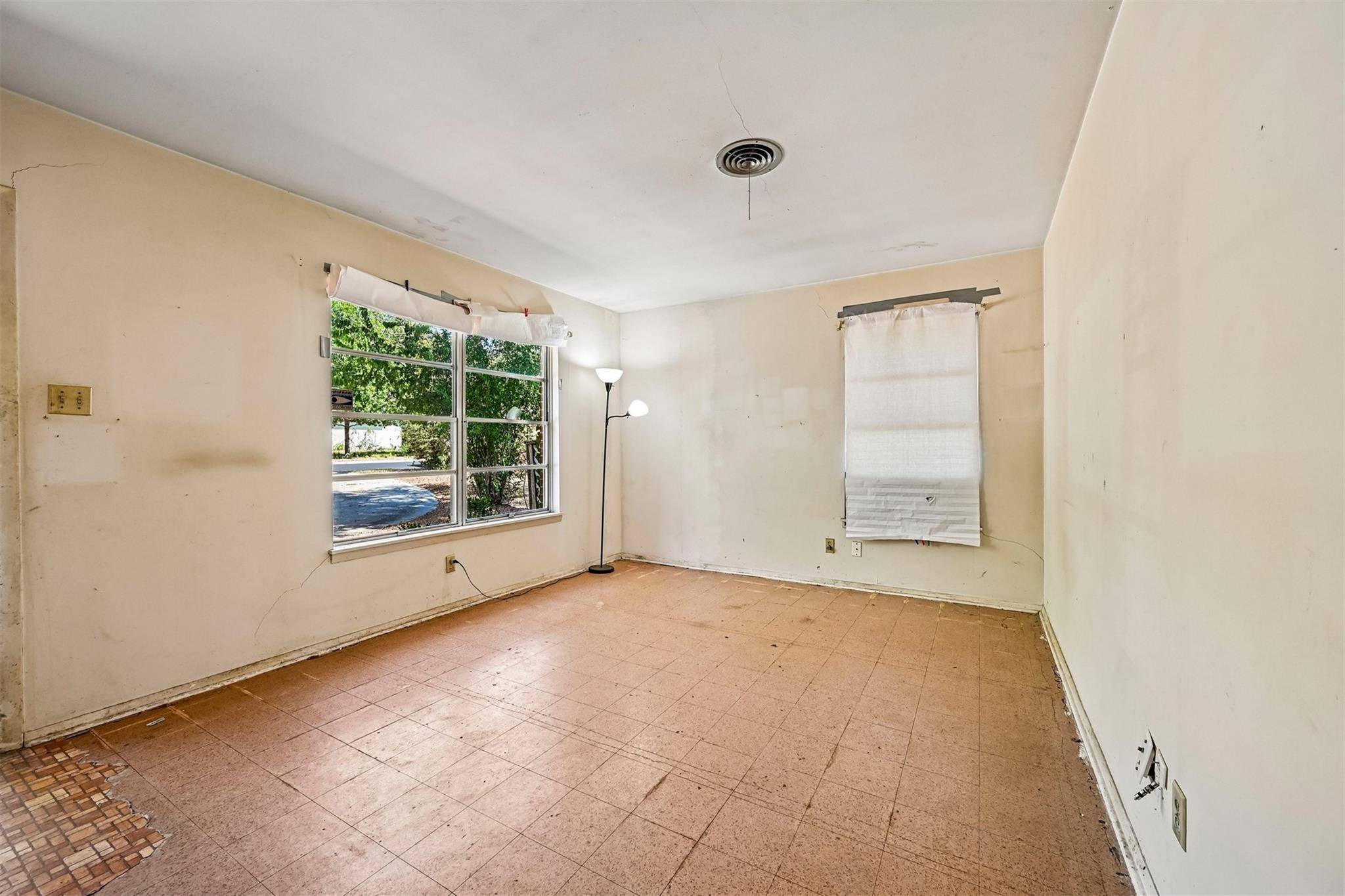 5107 Brookdale LN, Austin, TX 78723