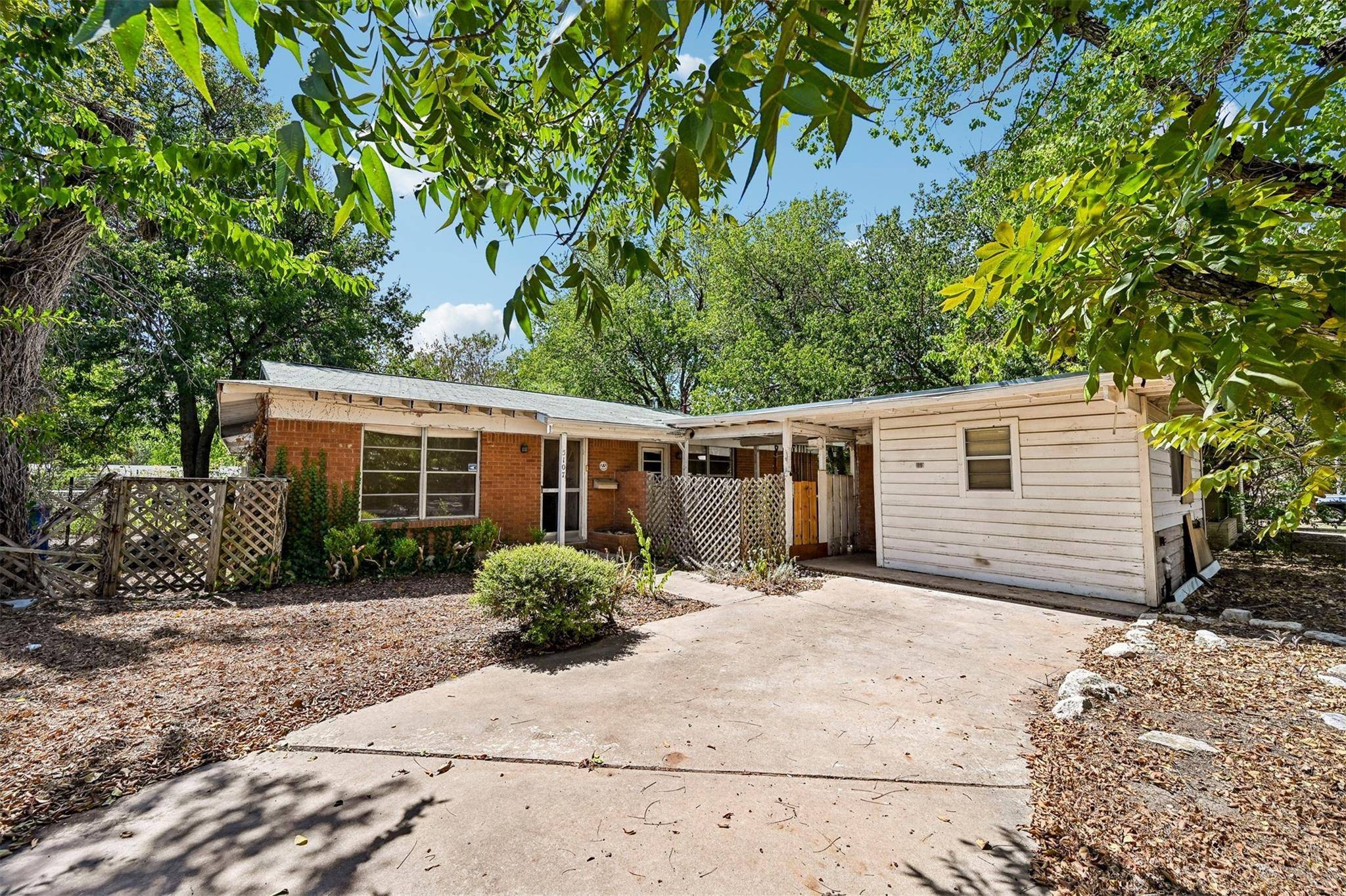 5107 Brookdale LN, Austin, TX 78723
