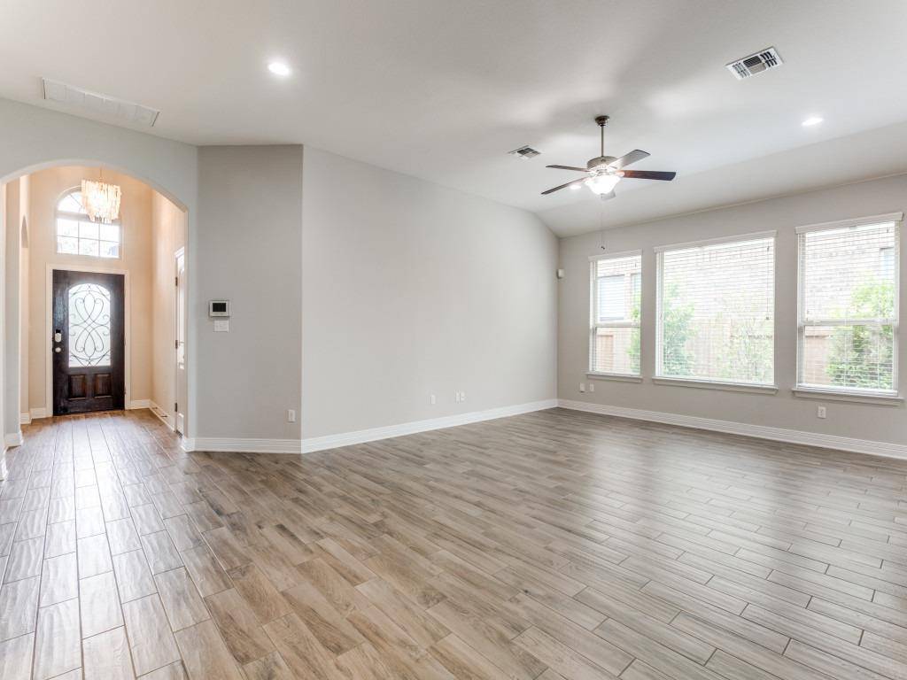 236 Blue Waterleaf LN, Georgetown, TX 78626