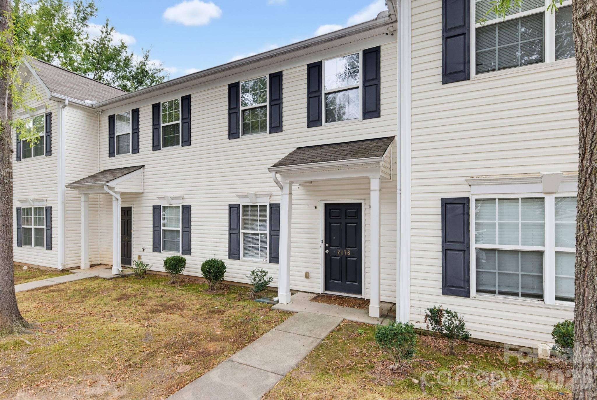 2176 Winthrop Chase DR, Charlotte, NC 28212