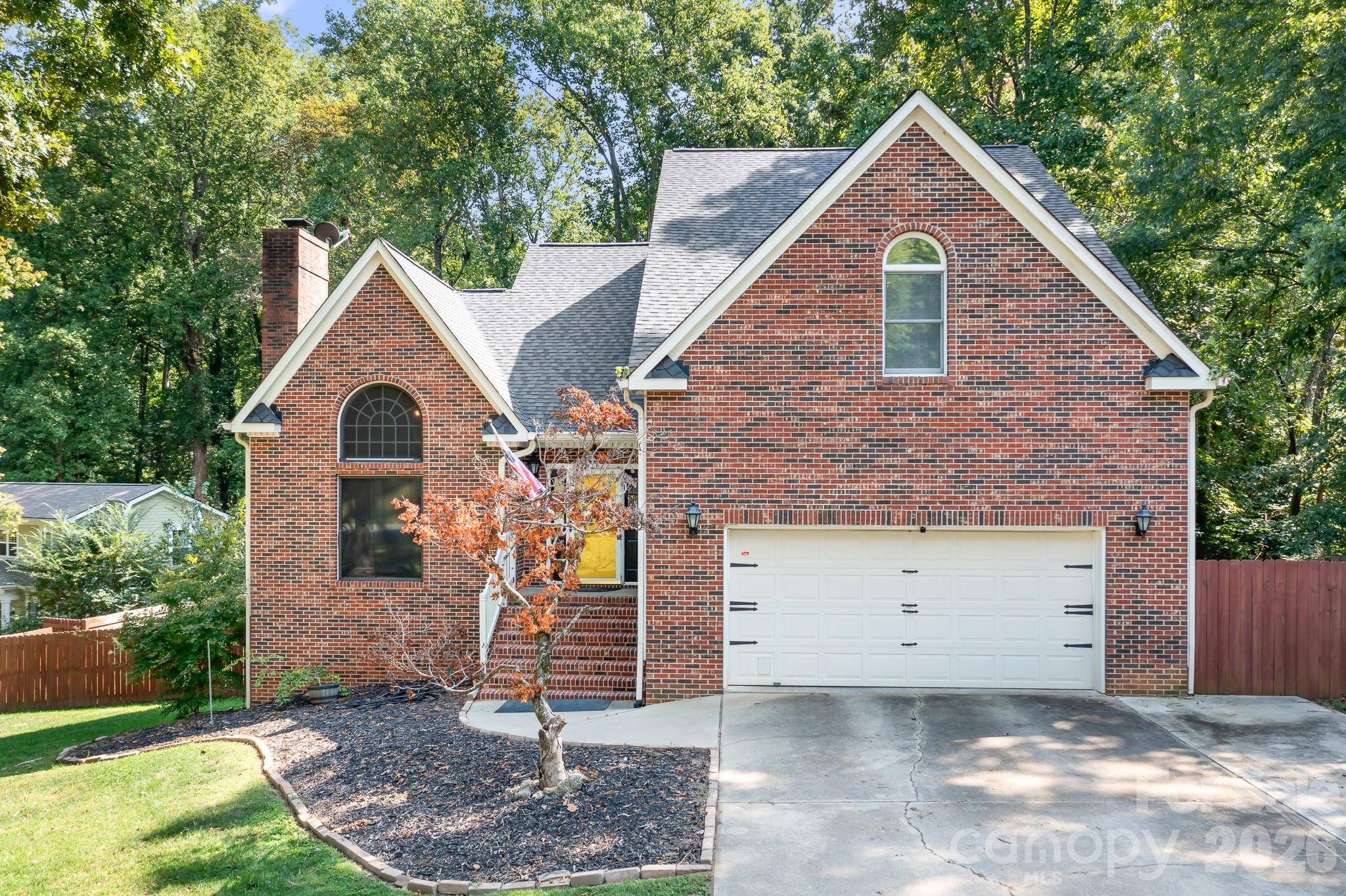 665 Millswood DR, Mooresville, NC 28115