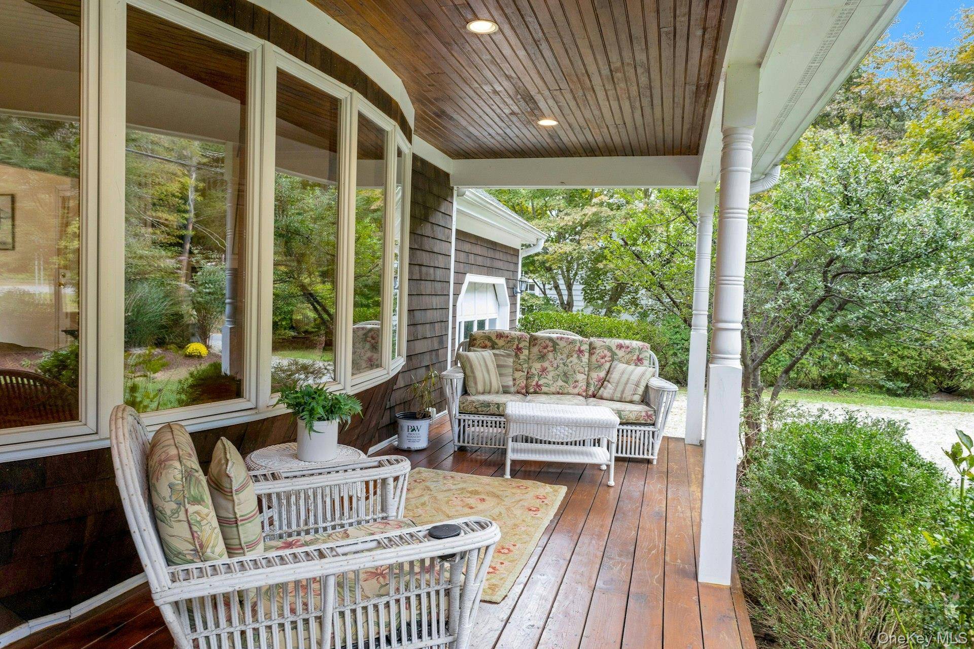 25 Wildwood RD, Katonah, NY 10536