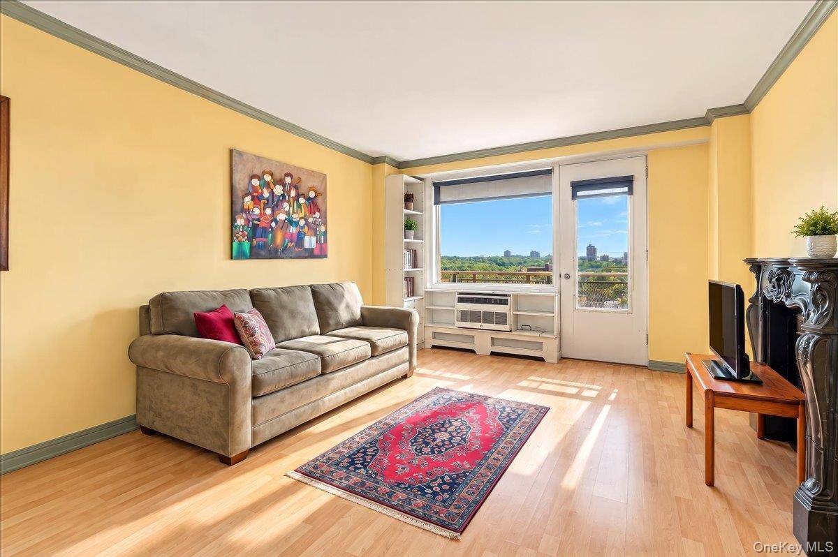 5900 Arlington AVE #15E, Bronx, NY 10471