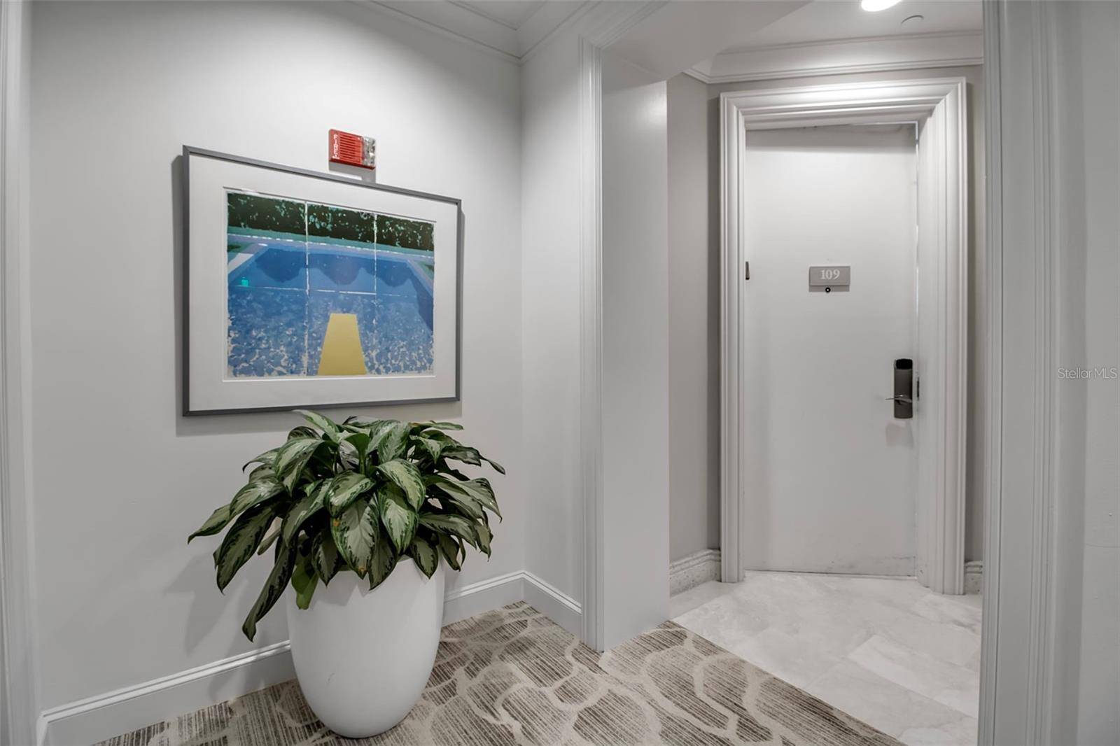 1241 GULF OF MEXICO DR #109, Longboat Key, FL 34228