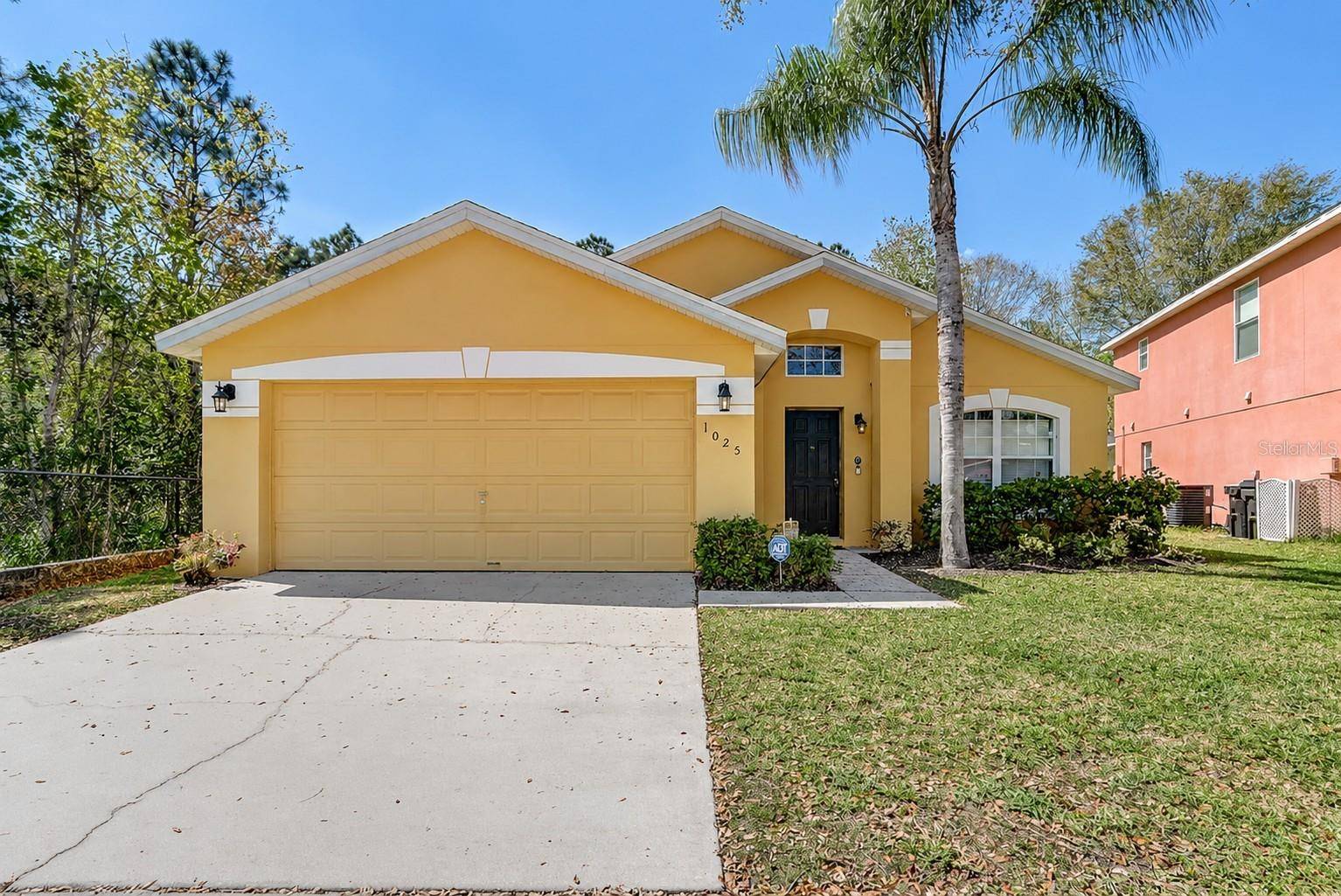 1025 SANDY RIDGE DR, Davenport, FL 33896