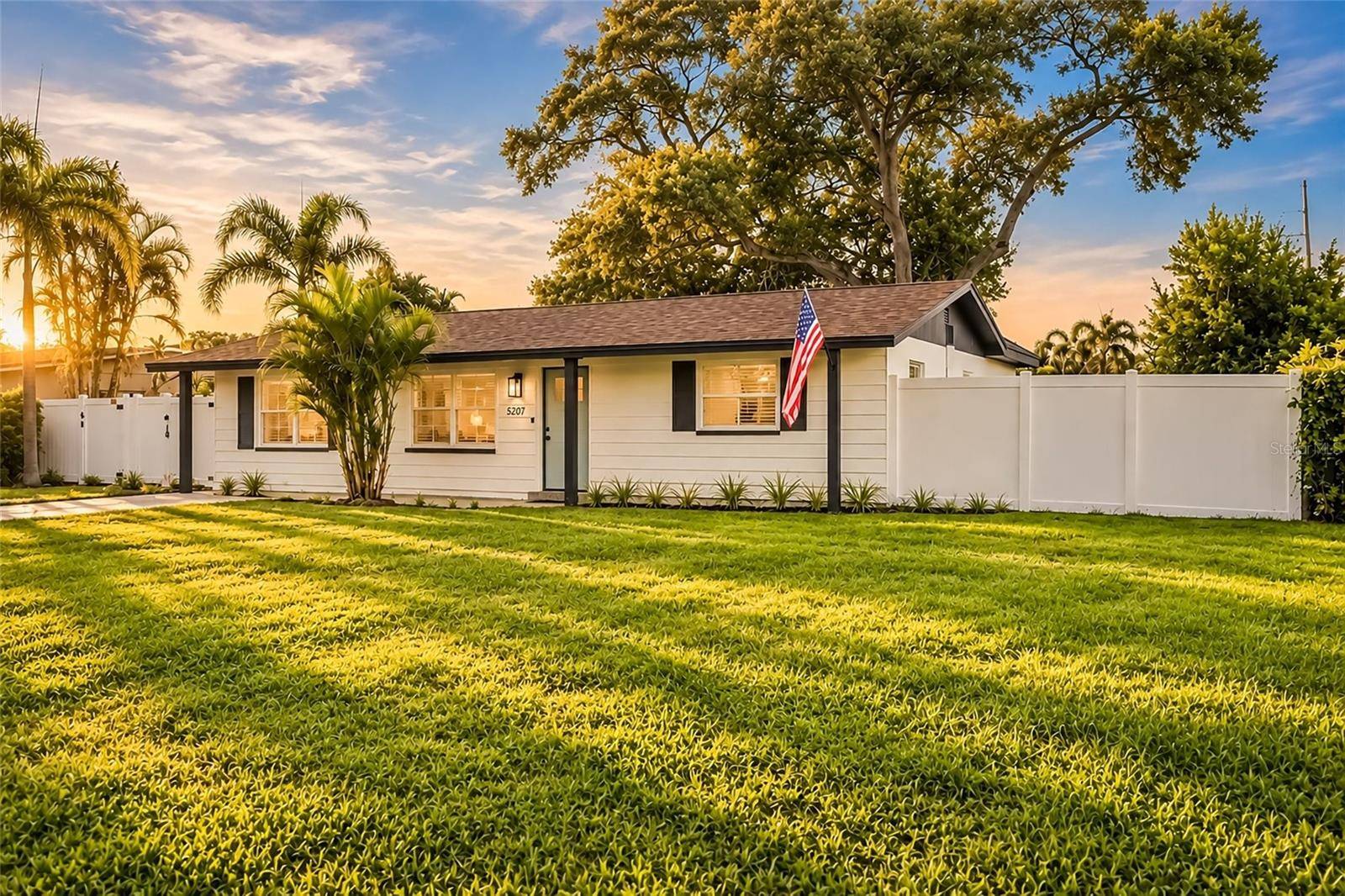 5207 56TH AVE N, St Petersburg, FL 33709