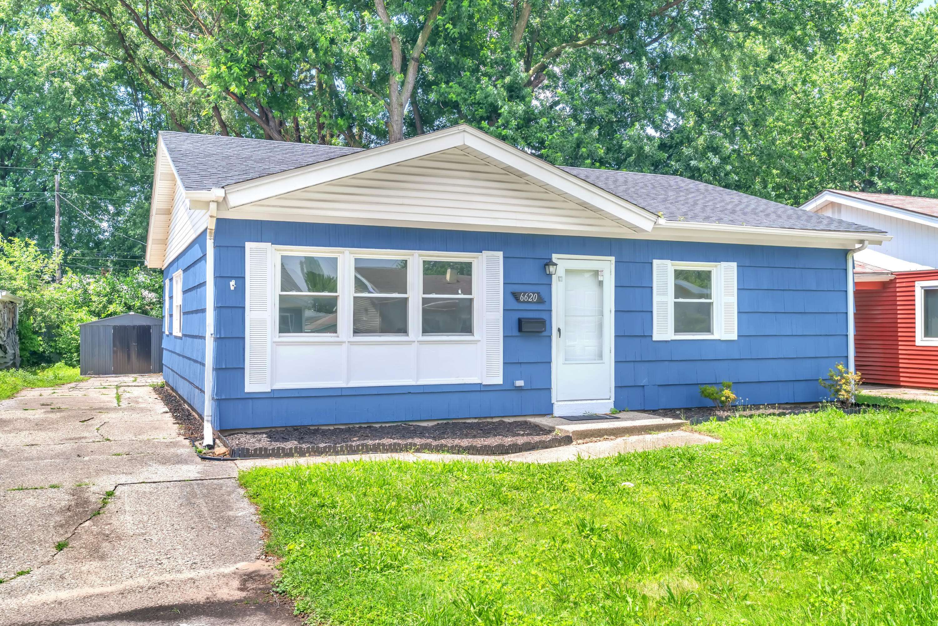 6620 Missouri Avenue, Hammond, IN 46323