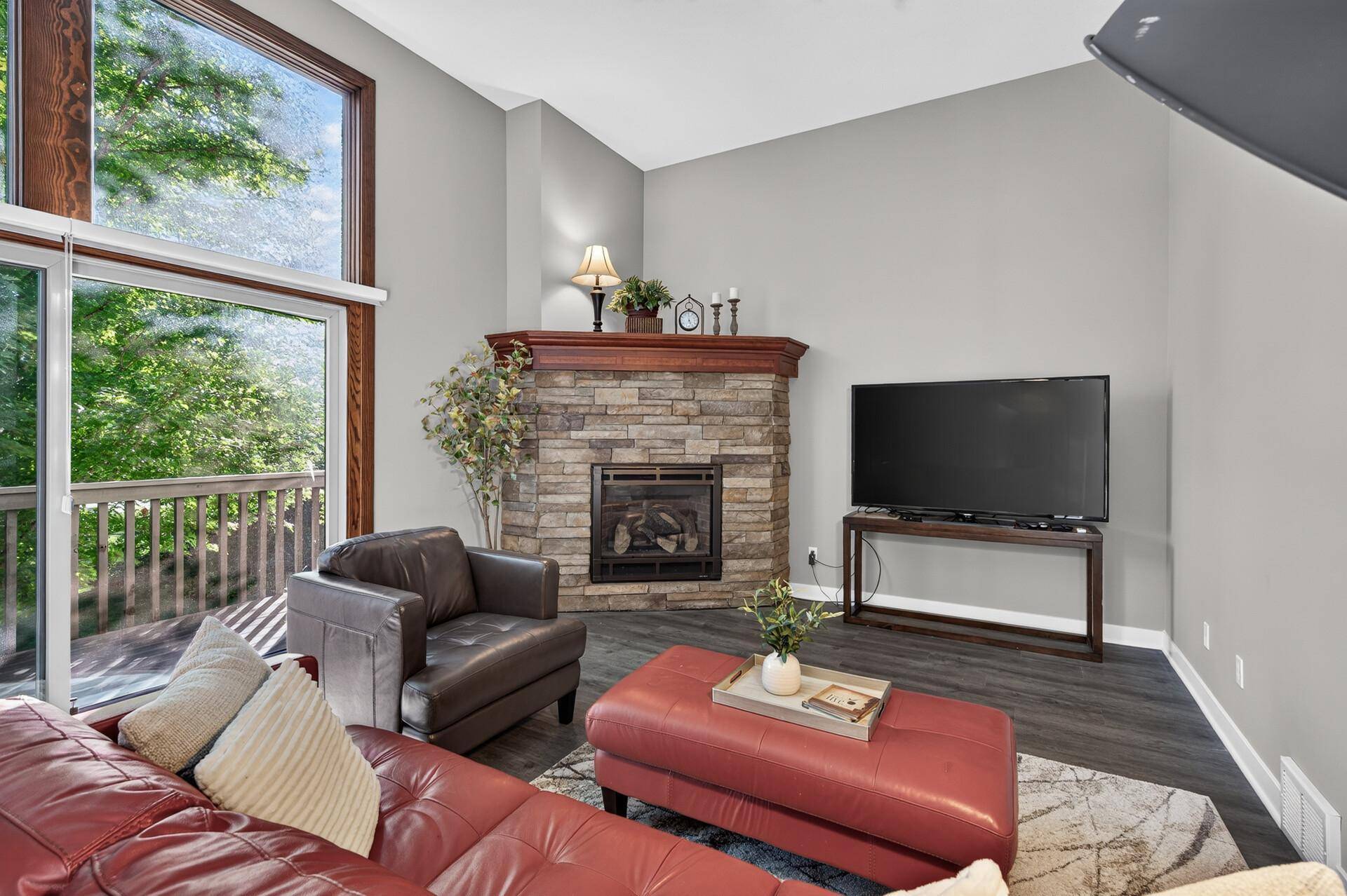 10251 Berkshire RD, Bloomington, MN 55437
