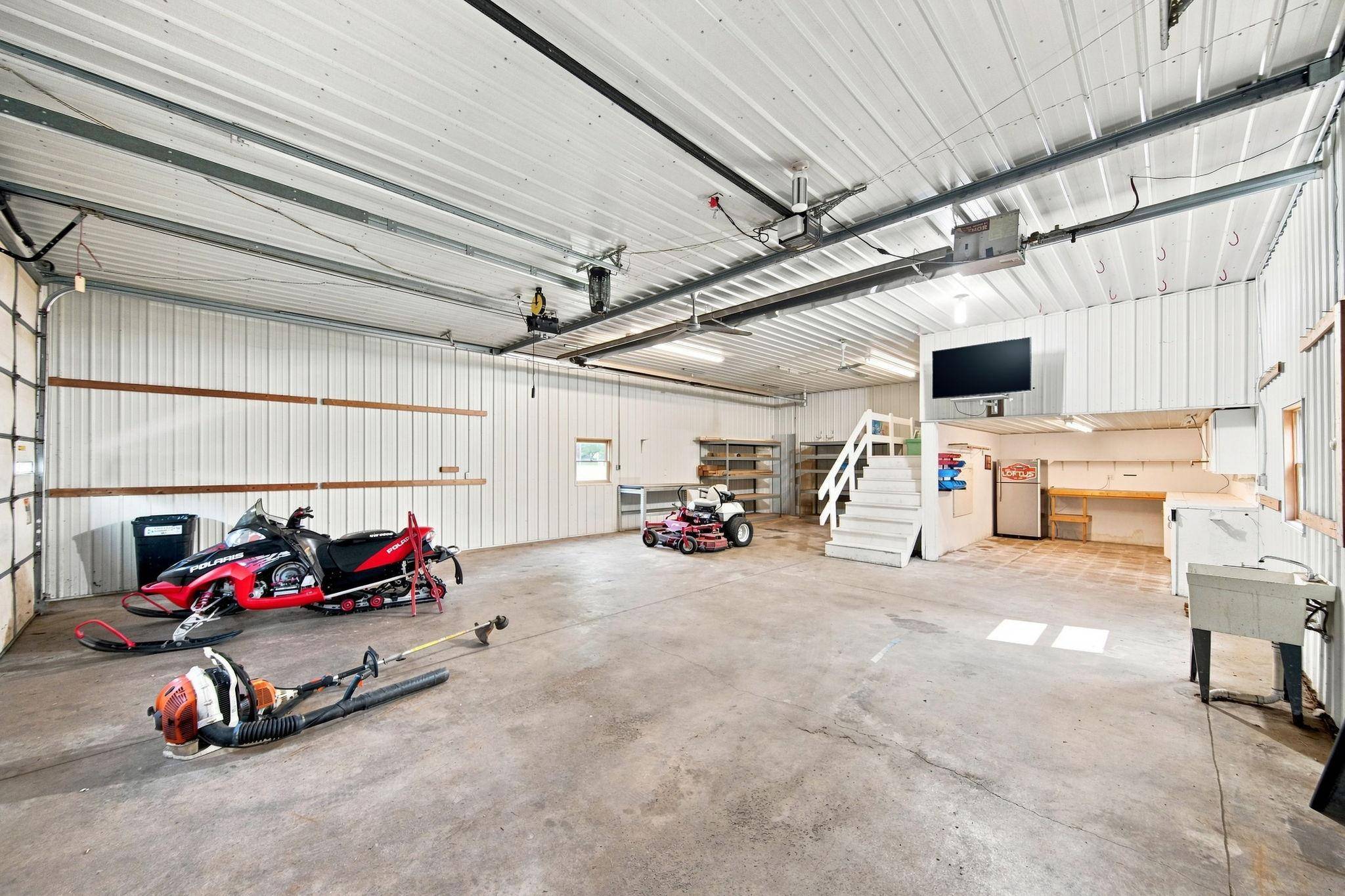 9081 13th ST NE, Saint Michael, MN 55376