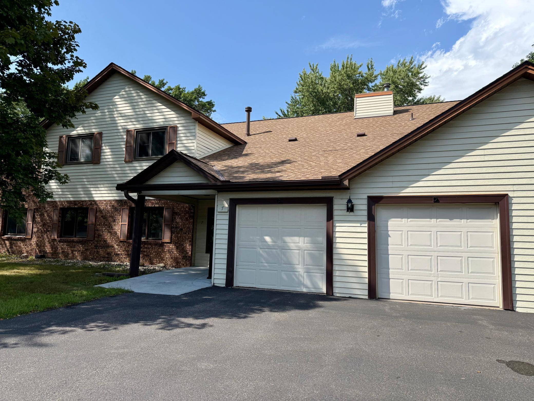 7 Crusader AVE E #D, West Saint Paul, MN 55118