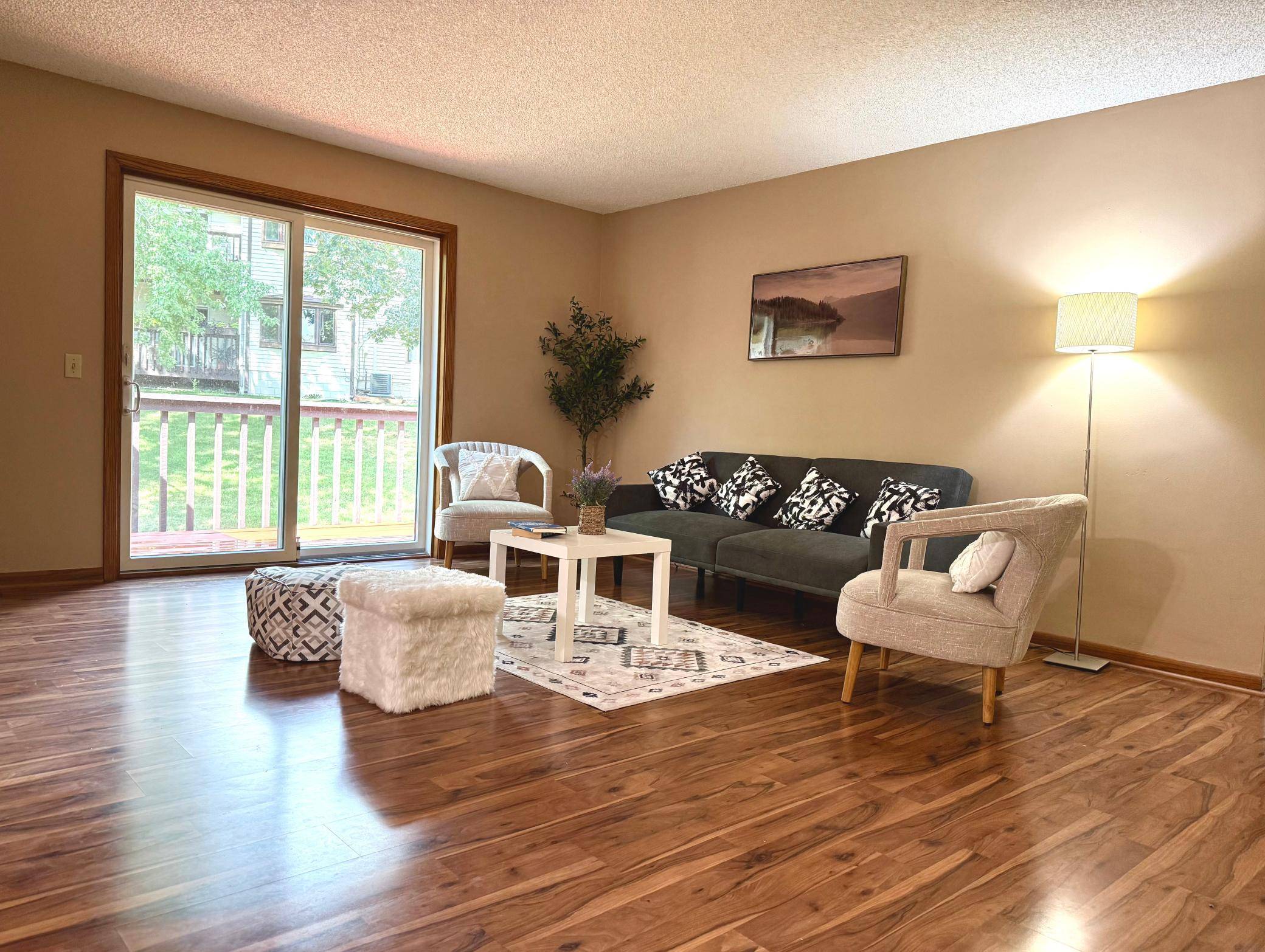 7 Crusader AVE E #D, West Saint Paul, MN 55118