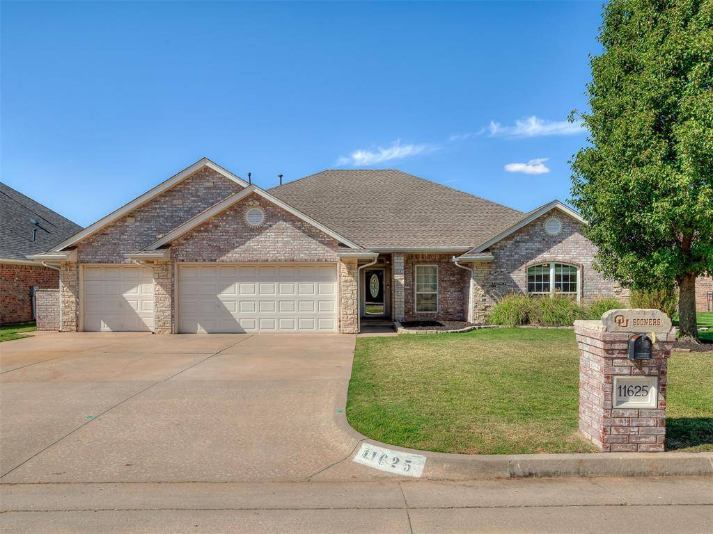 11625 Hackney LN, Yukon, OK 73099