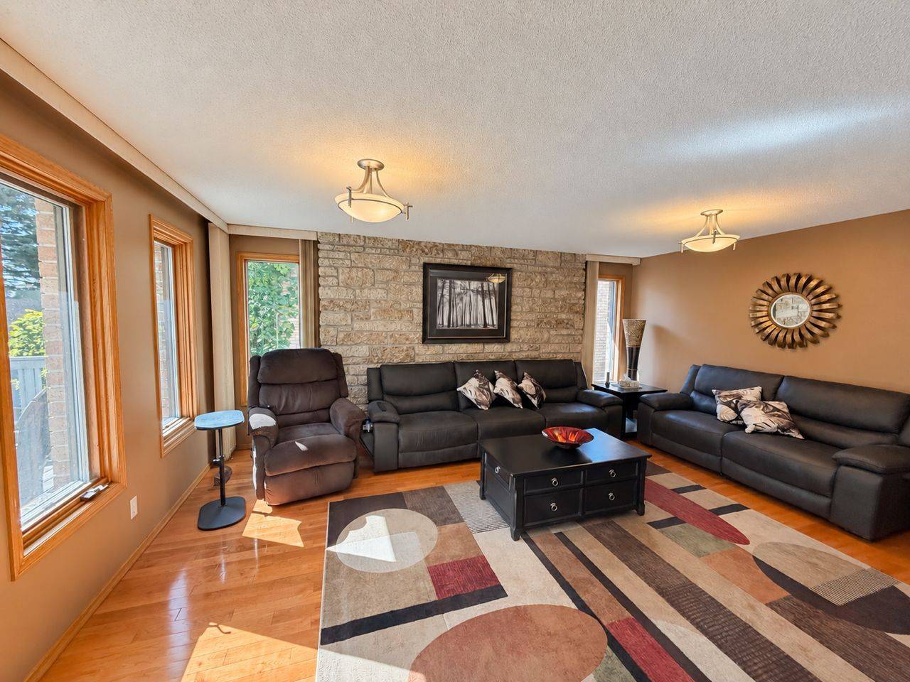 149 Timberline DR, Thunder Bay, ON P7G 1A4