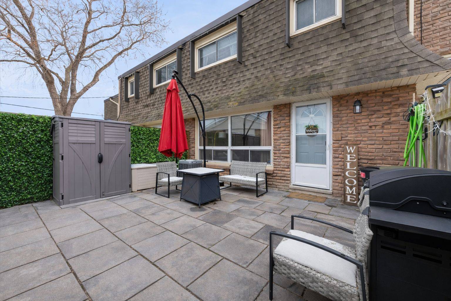 5 Viking CT #301, Grimsby, ON L3M 3T8