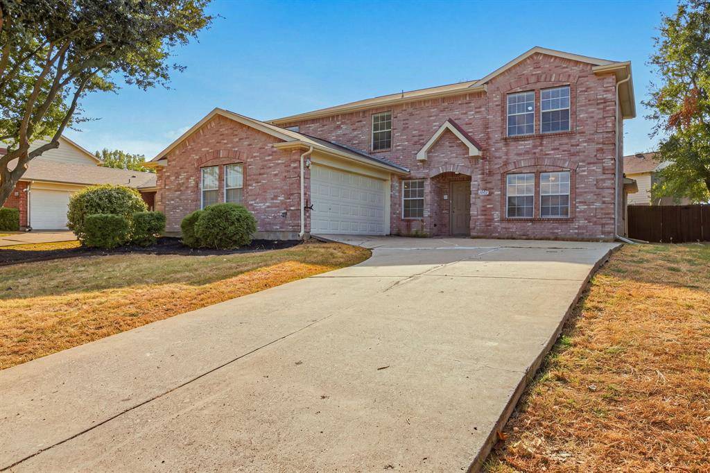 1002 Chatham Lane, Forney, TX 75126