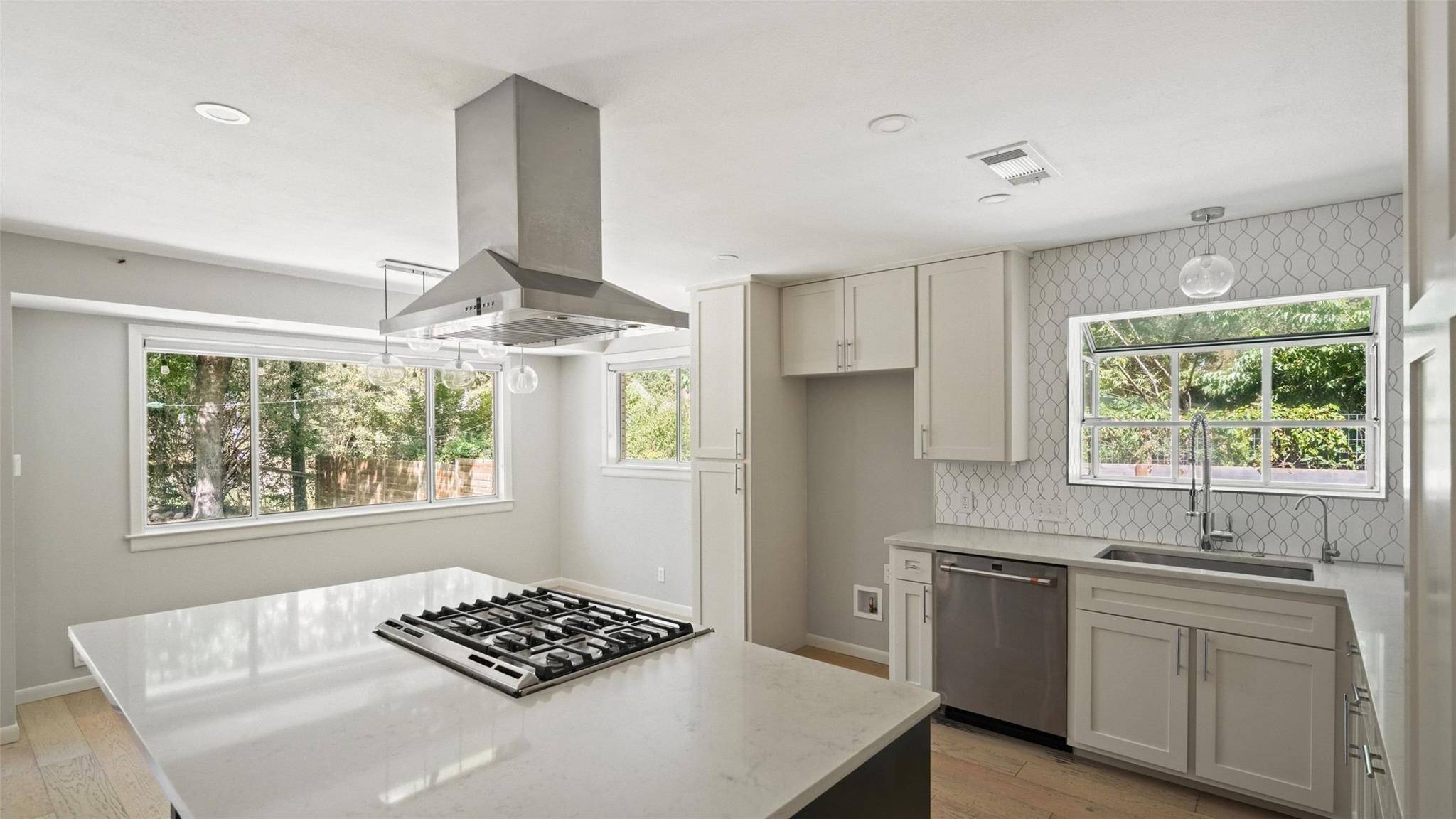 6404 Shoal Creek BLVD, Austin, TX 78757