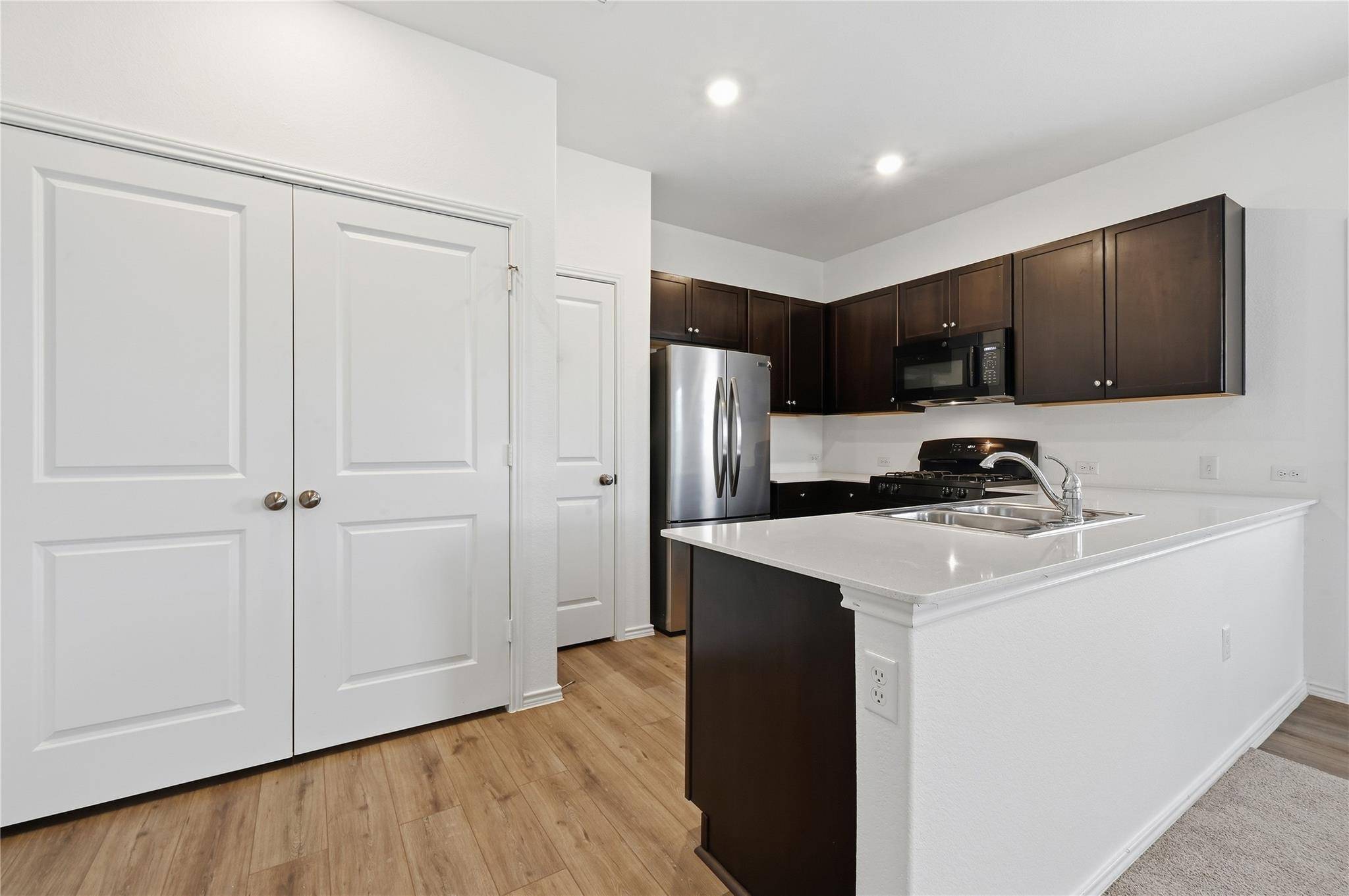177 Gypsum VLY, Maxwell, TX 78656