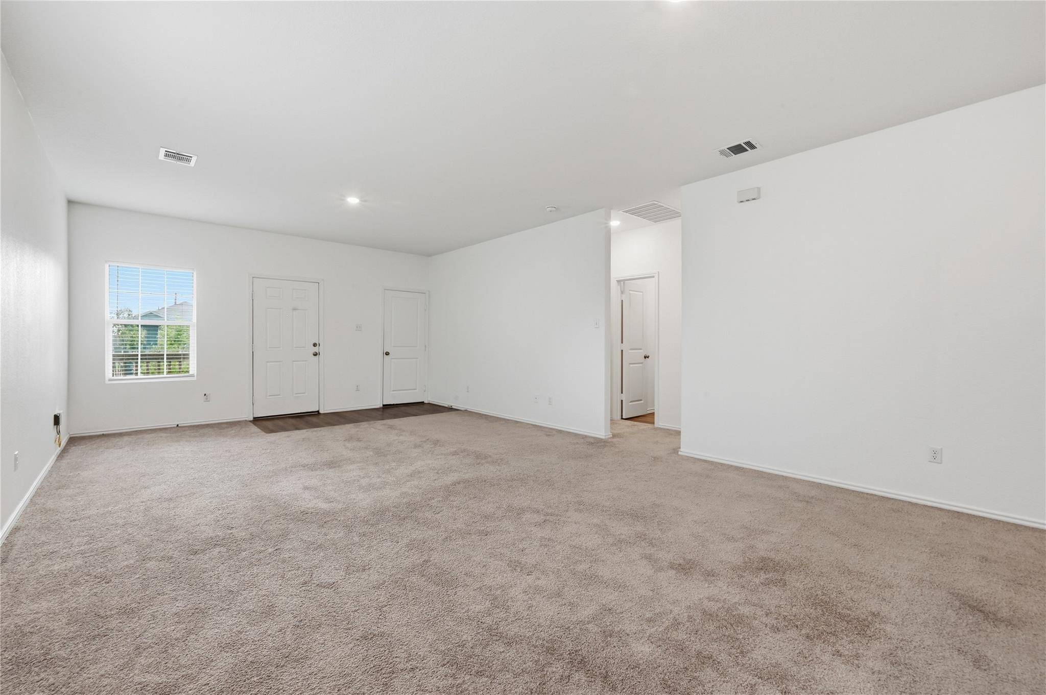 177 Gypsum VLY, Maxwell, TX 78656