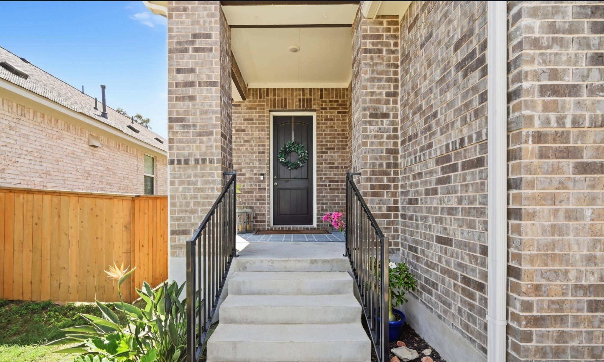 524 Possumhaw LN, San Marcos, TX 78666