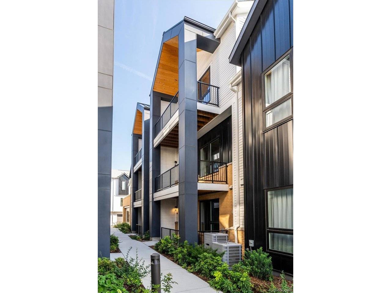 8260 E 36th #30, Denver, CO 80238