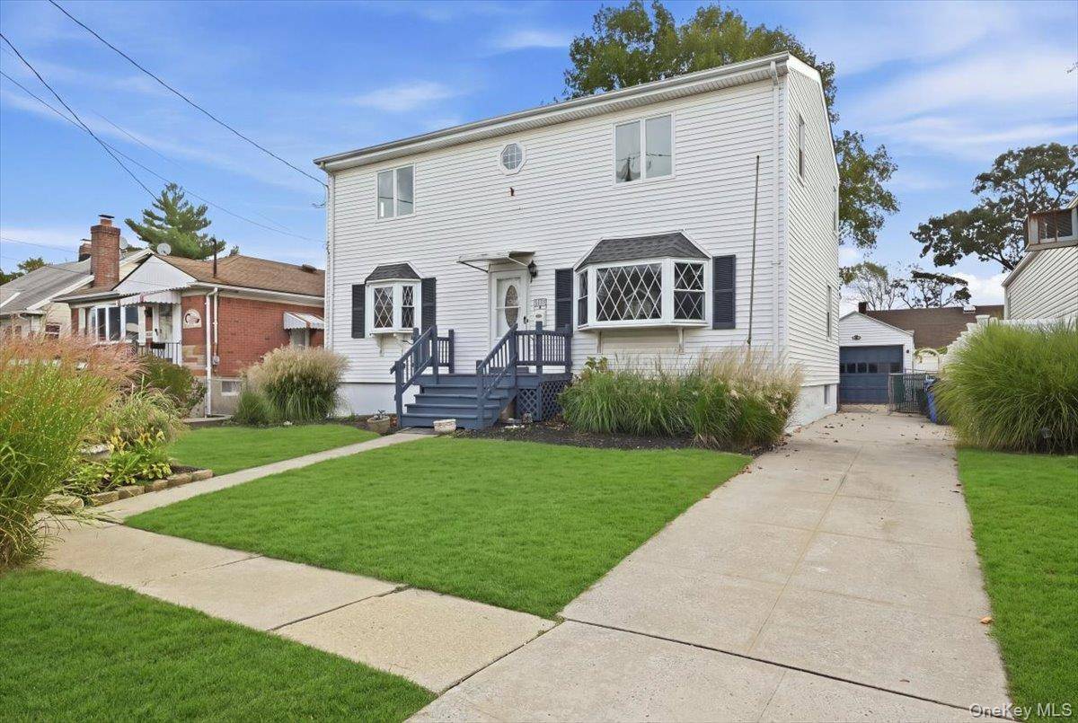161 Stokes AVE, Freeport, NY 11520