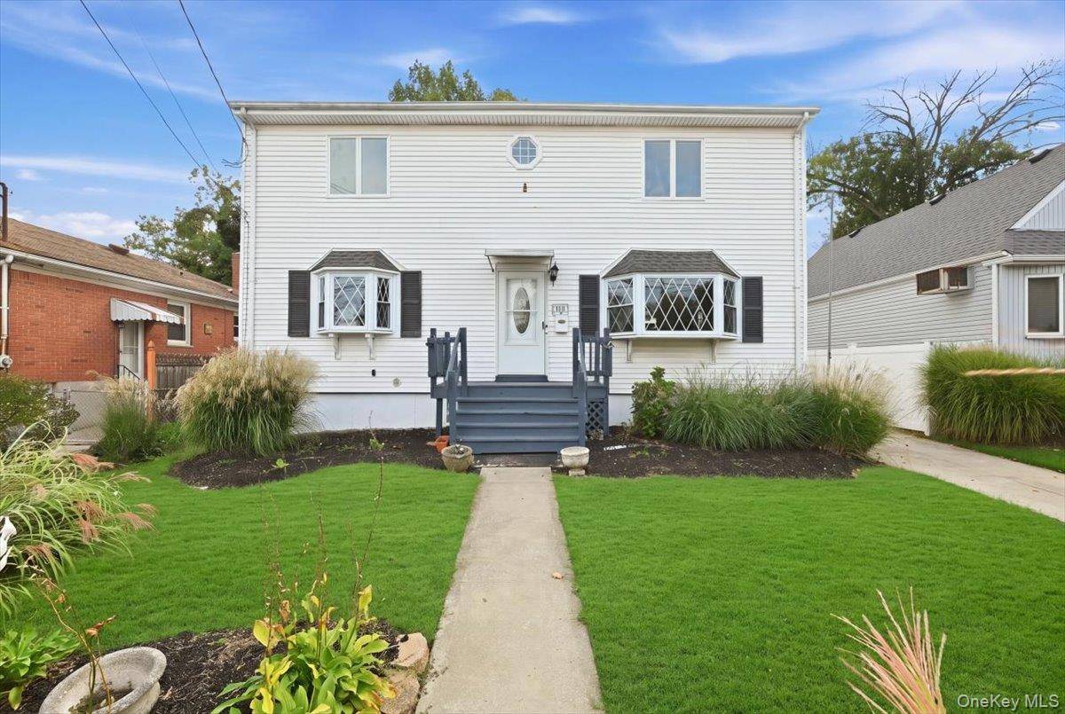 161 Stokes AVE, Freeport, NY 11520