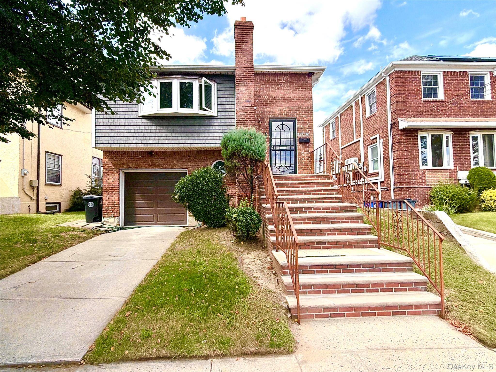 137-38 229th ST, Laurelton, NY 11413