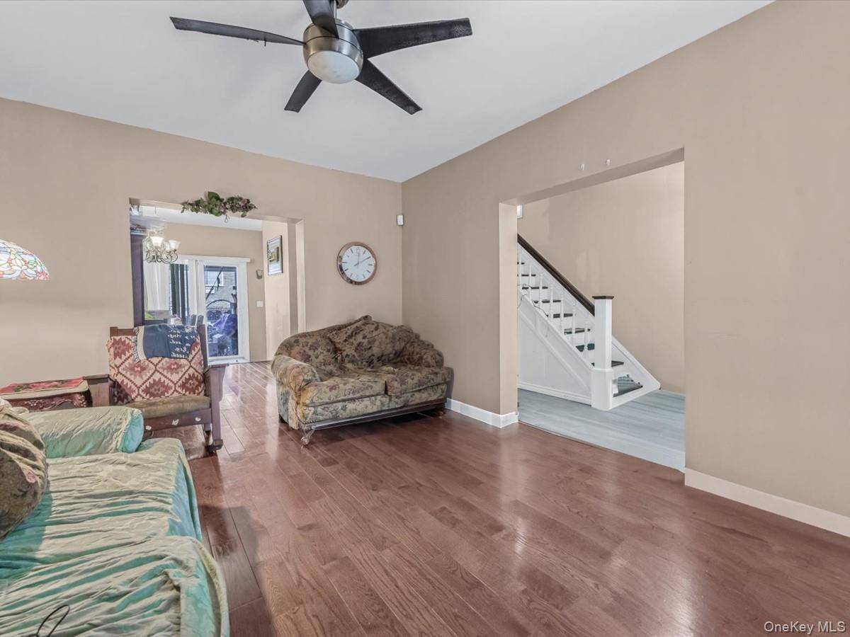 97-36 110 ST, Richmond Hill, NY 11419