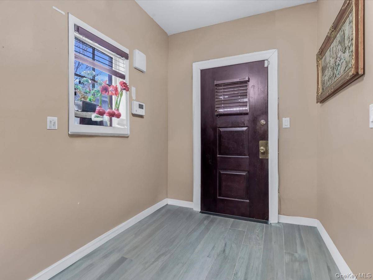97-36 110 ST, Richmond Hill, NY 11419