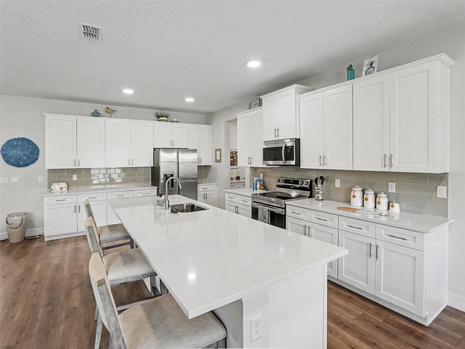 3329 INDIAN TRL, Eustis, FL 32726