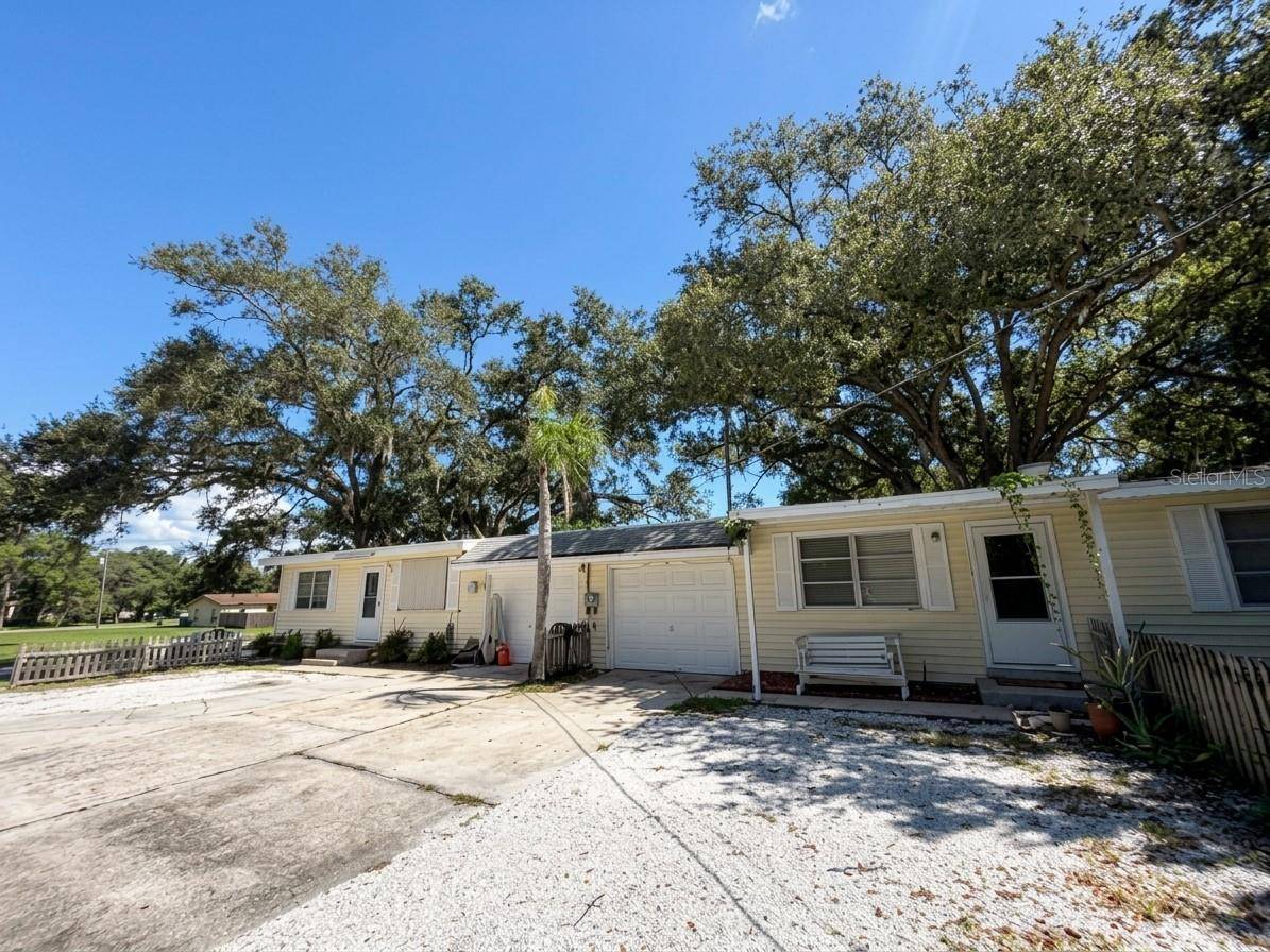 211 4TH PL SW, Largo, FL 33770