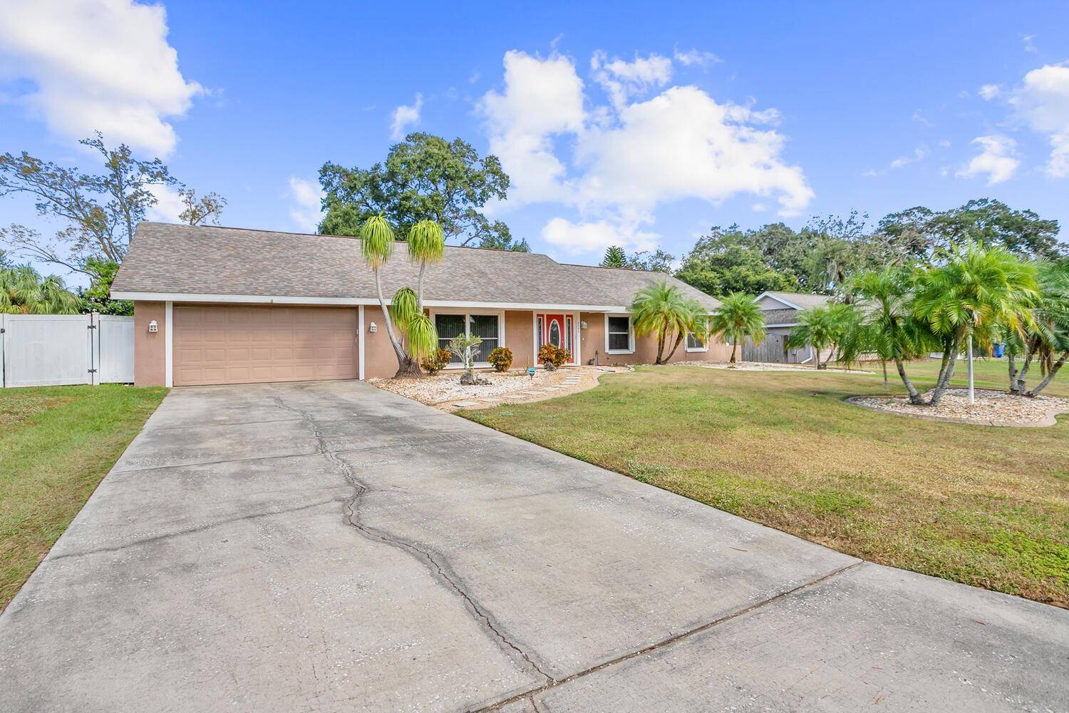 4502 MOHICAN TRL, Valrico, FL 33594
