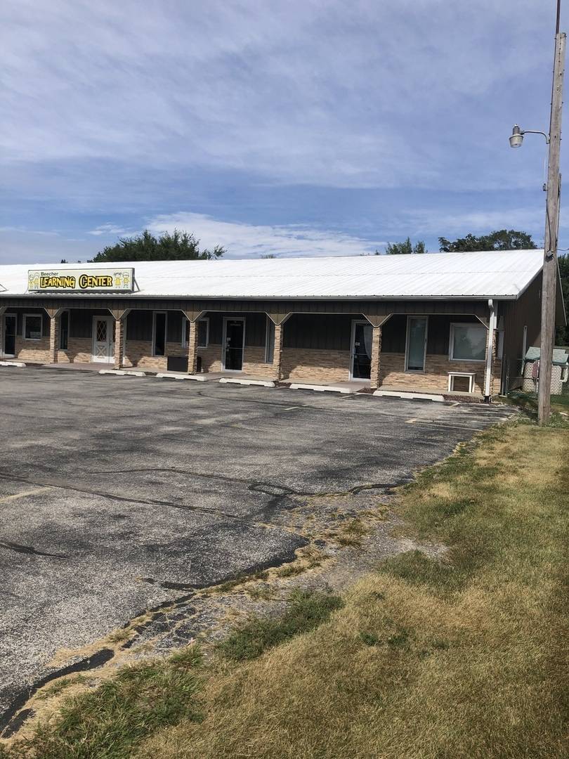 435 W Indiana AVE, Beecher, IL 60401