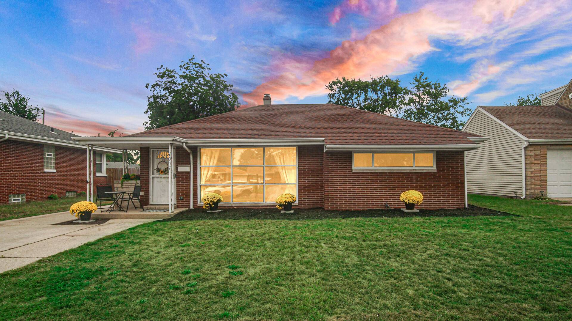 7007 Baring Avenue, Hammond, IN 46324