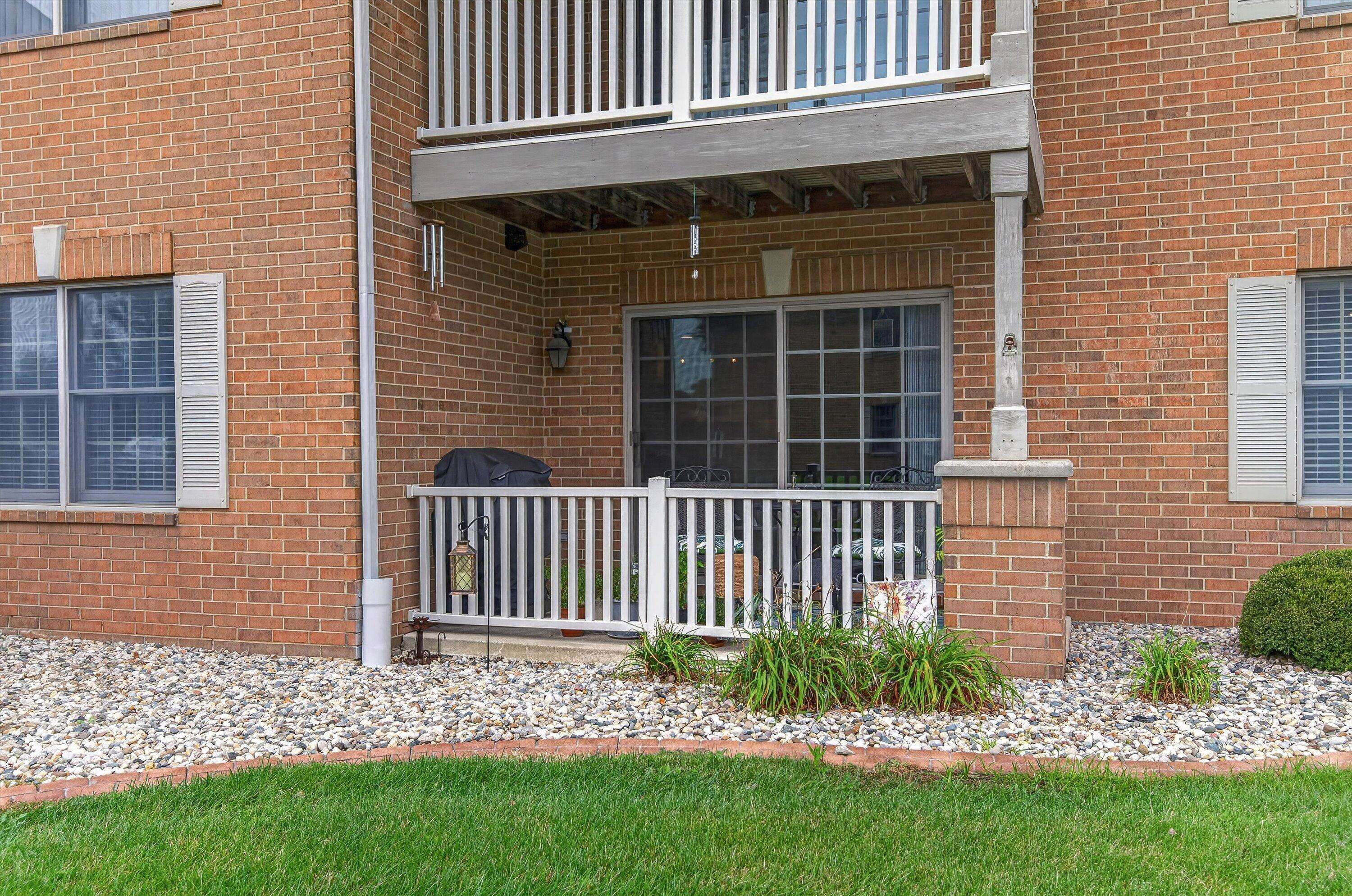9824 Wildwood Court #1d, Highland, IN 46322