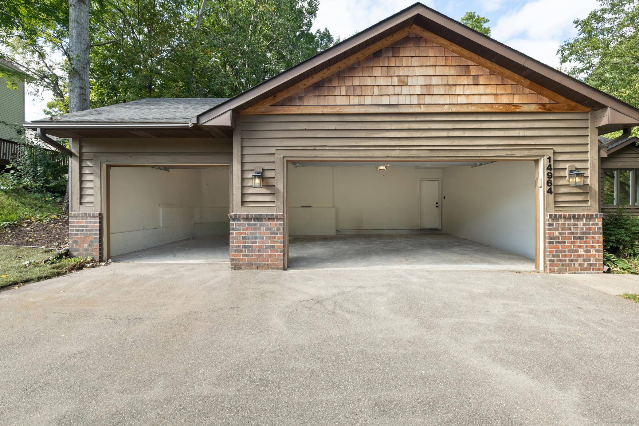 14964 River Oak PL, Savage, MN 55378