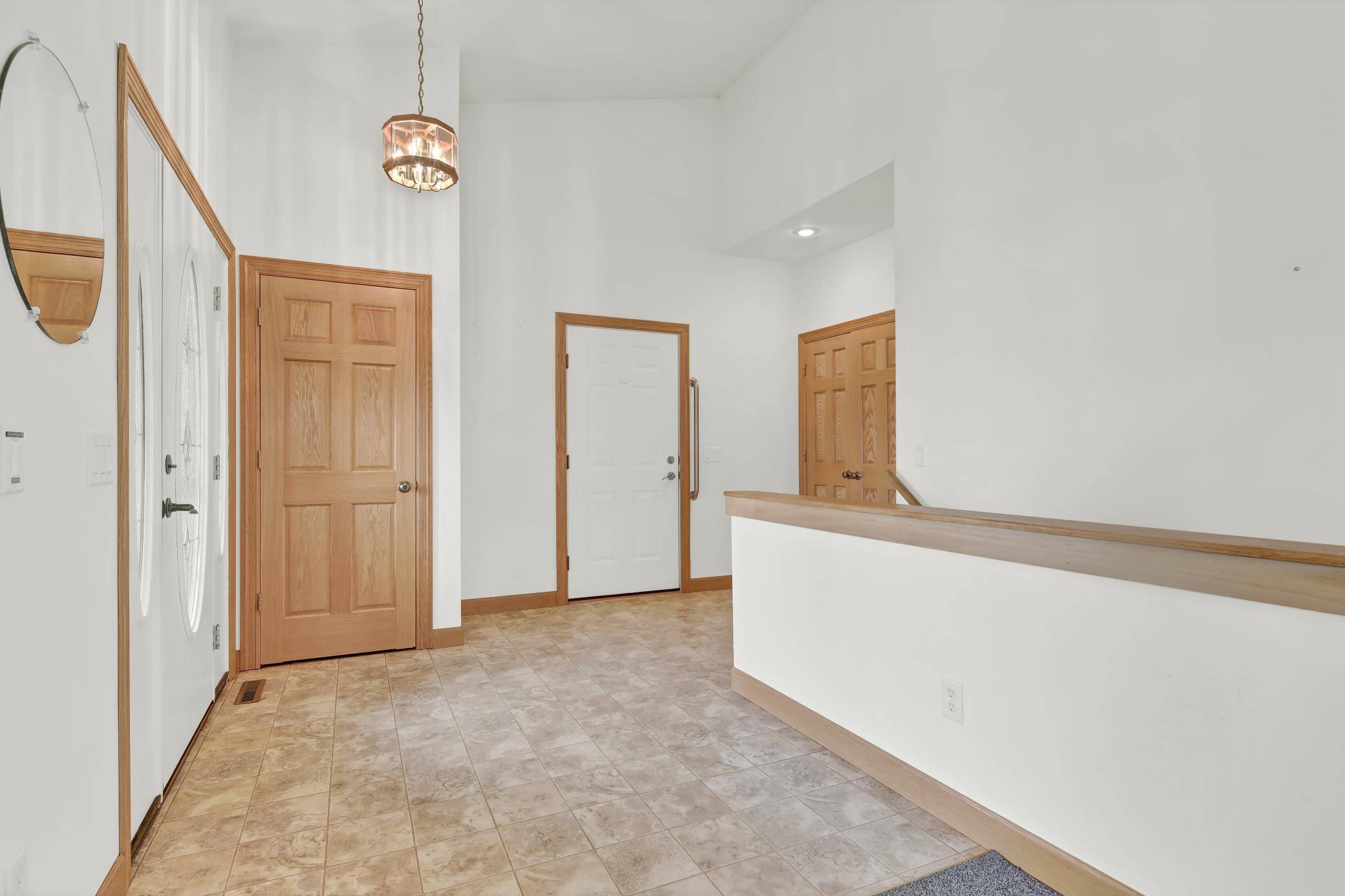 1020 S Oak ST, Lake City, MN 55041