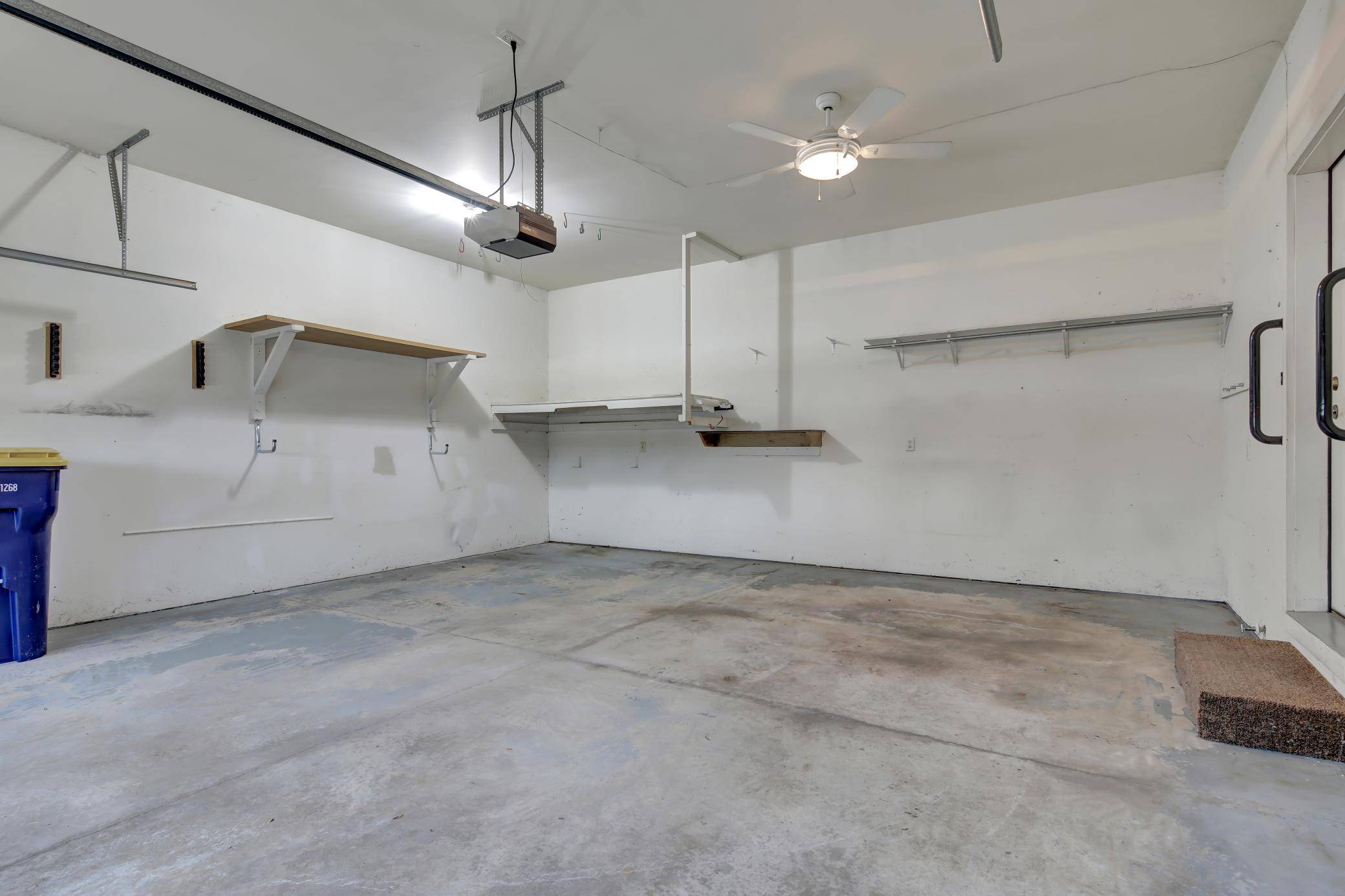1020 S Oak ST, Lake City, MN 55041