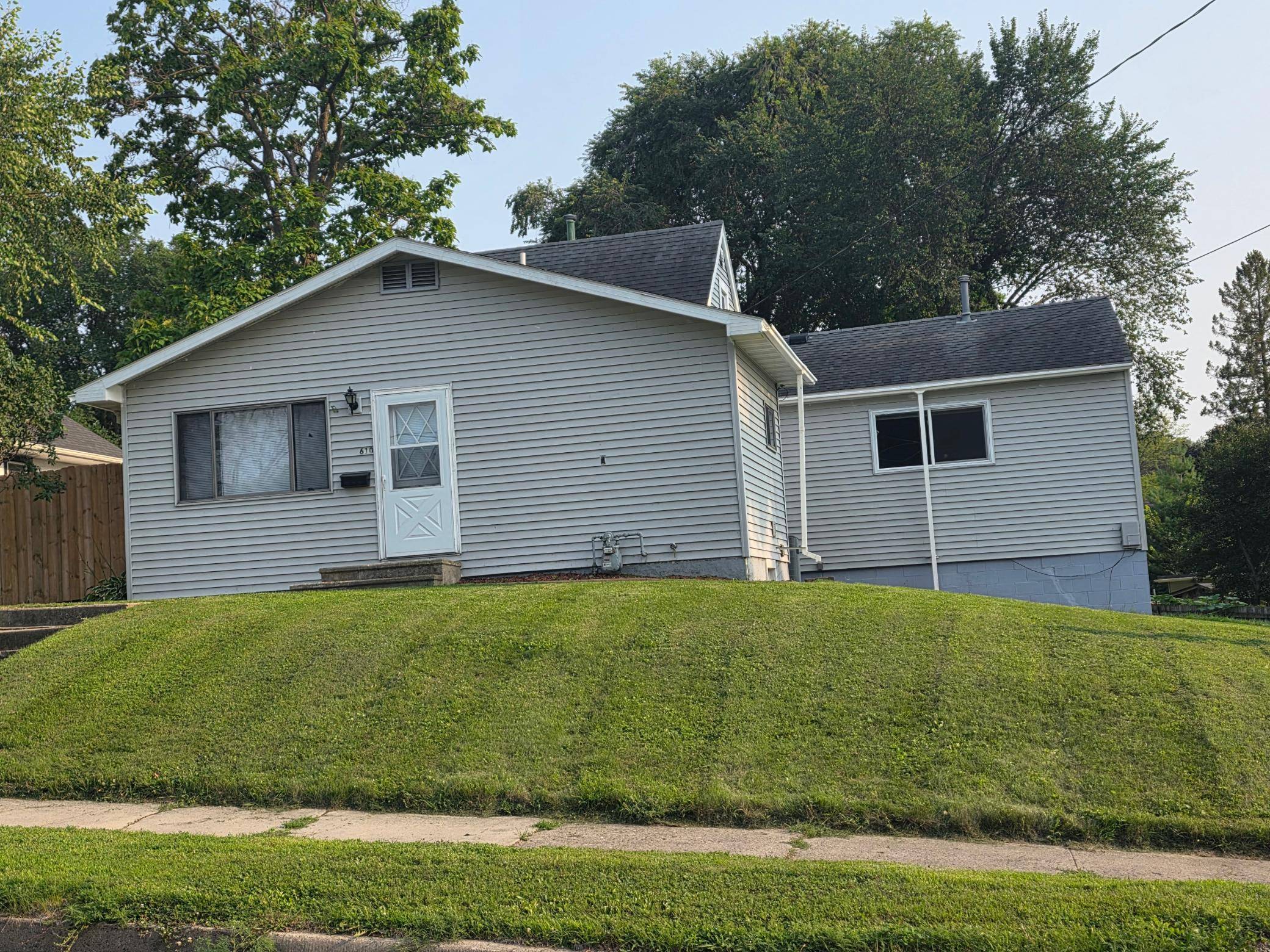 610 Sheridan ST, Albert Lea, MN 56007
