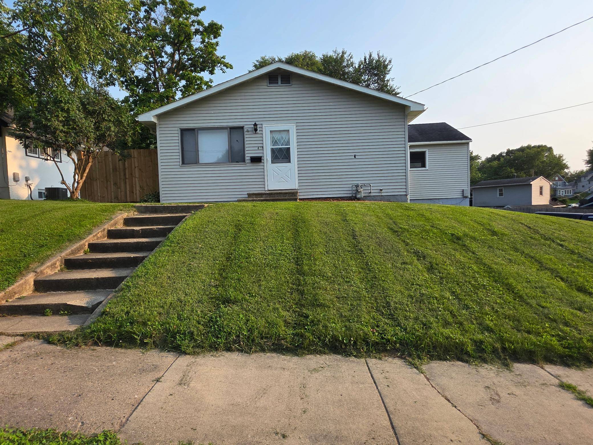 610 Sheridan ST, Albert Lea, MN 56007