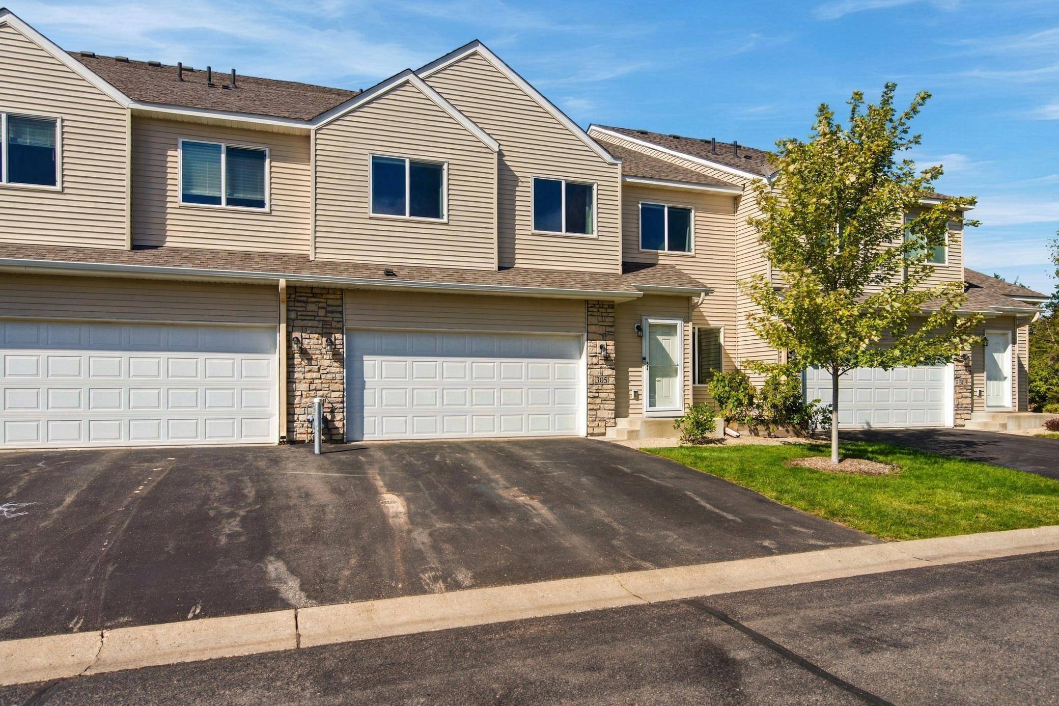 305 Chatum LN, Jordan, MN 55352