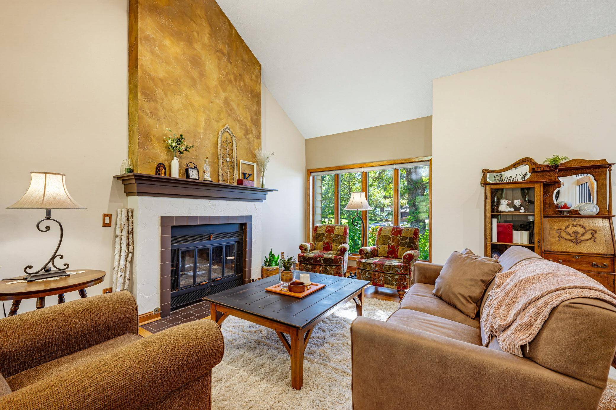 1265 Rolling Oaks LN NW, Hutchinson, MN 55350