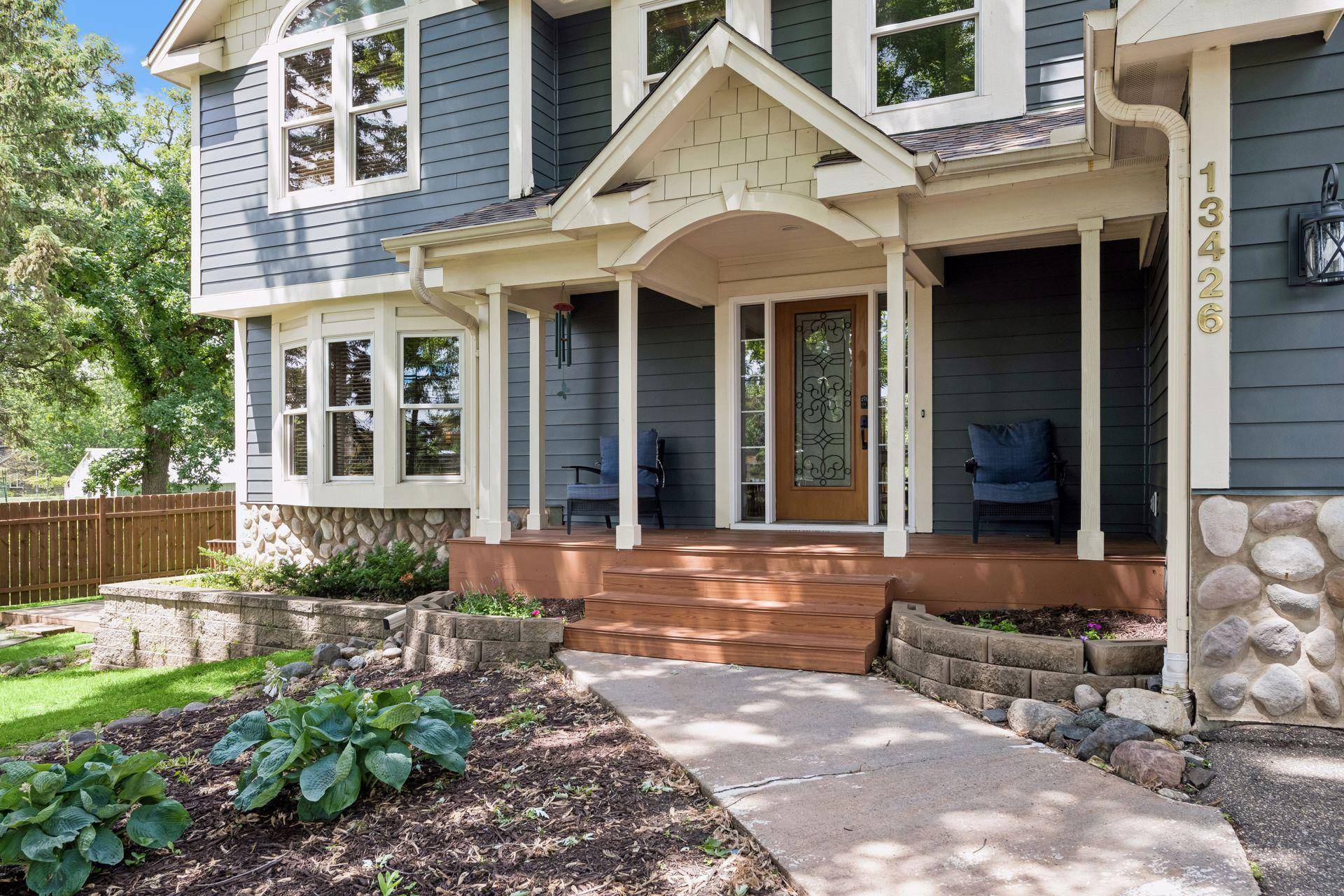 13426 Excelsior BLVD, Minnetonka, MN 55345