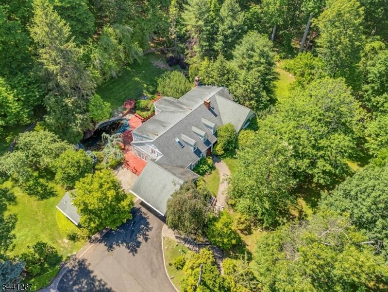 225 Sunlit Drive, Warren Twp., NJ 07059