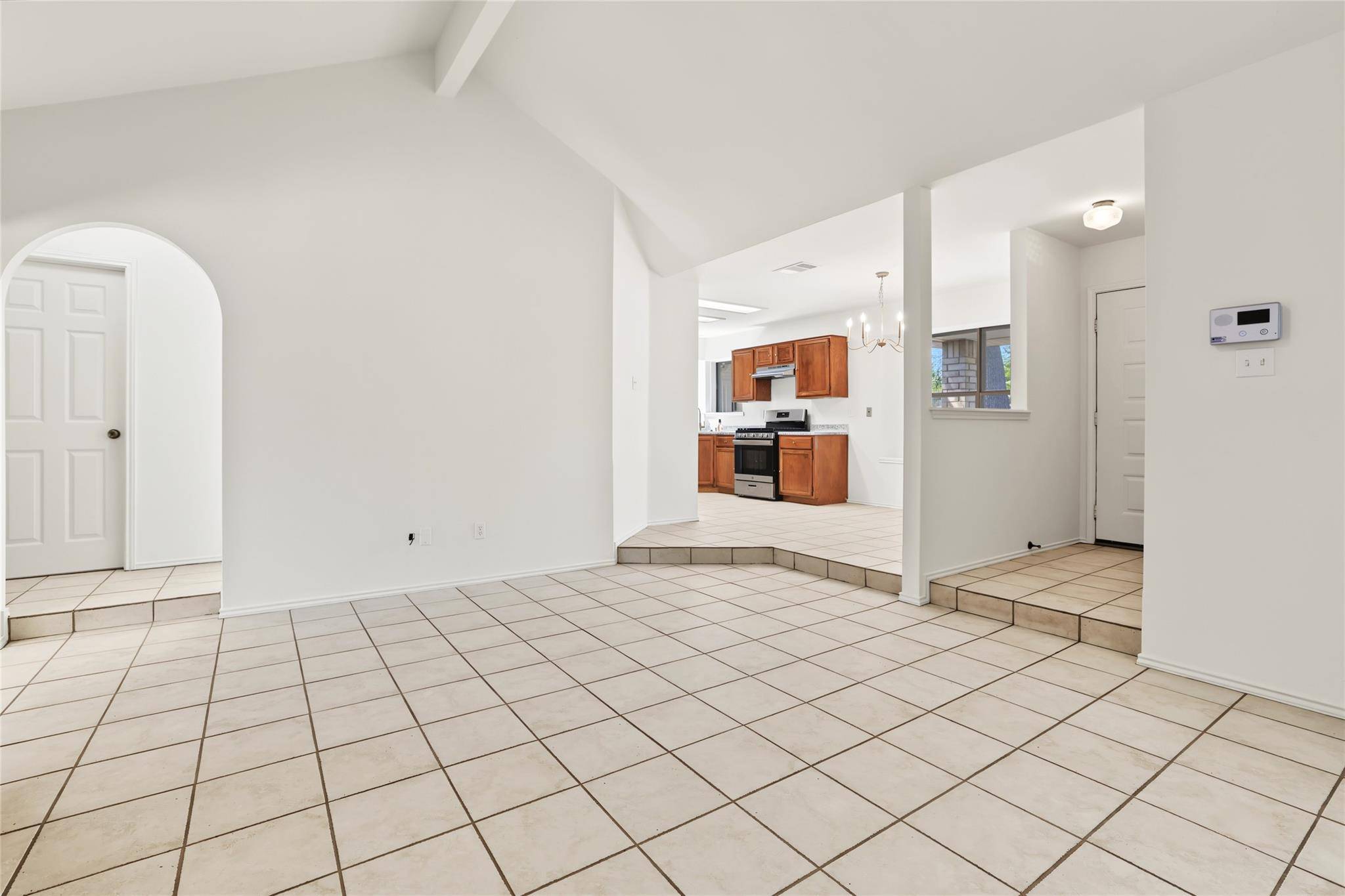1202 Ivybridge DR, Pflugerville, TX 78660