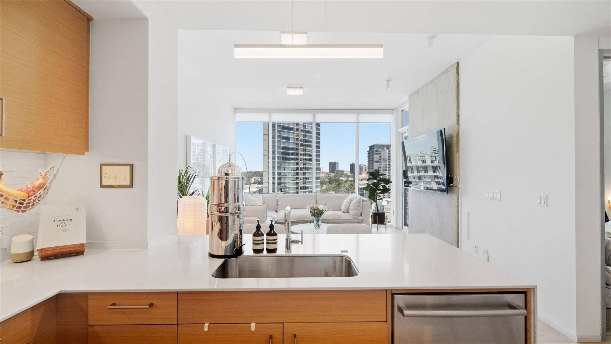 301 West Ave #1403, Austin, TX 78701