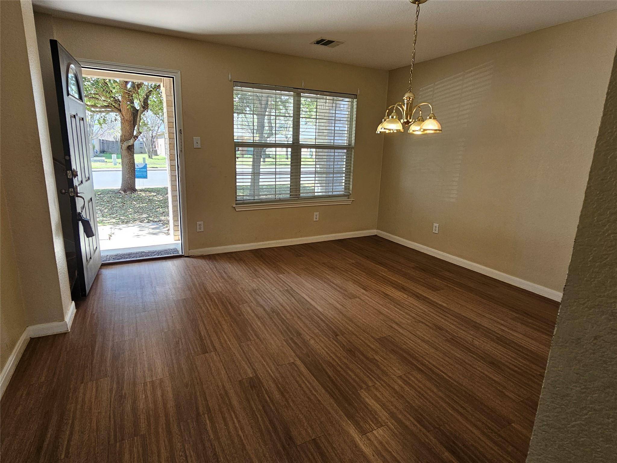 221 Primrose BLVD, Kyle, TX 78640
