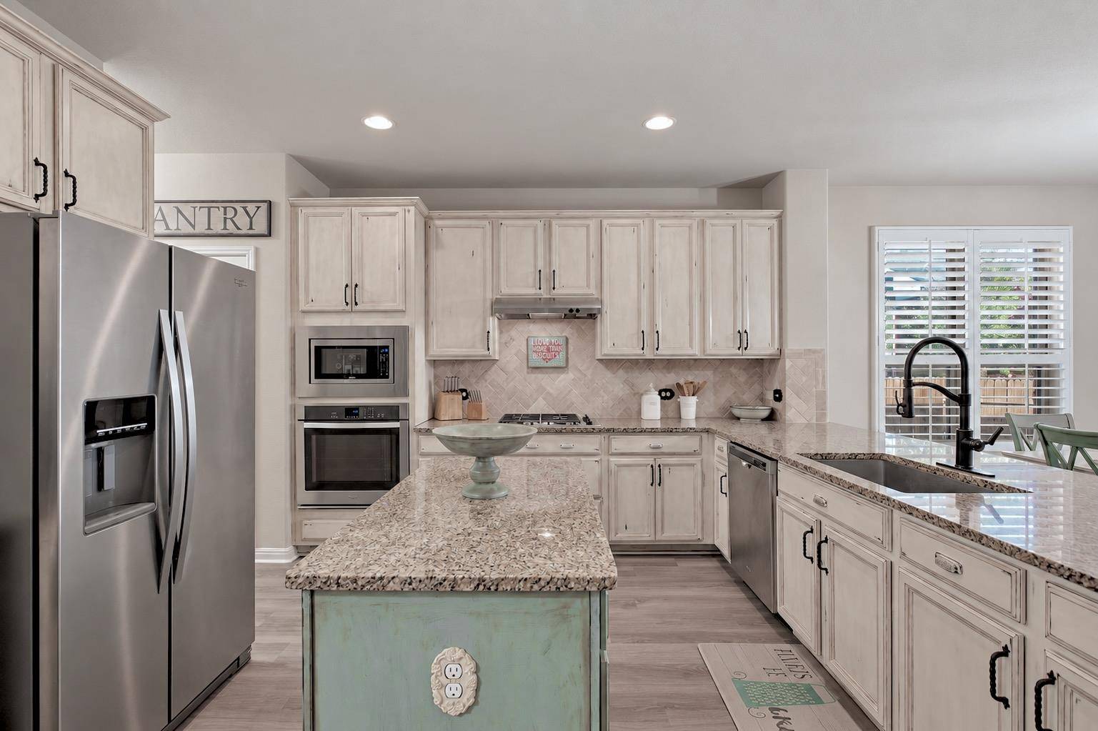 2772 Santa Ana LN, Round Rock, TX 78665