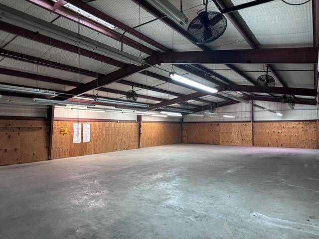 1001 Huser Boulevard BLVD, Schulenburg, TX 78956